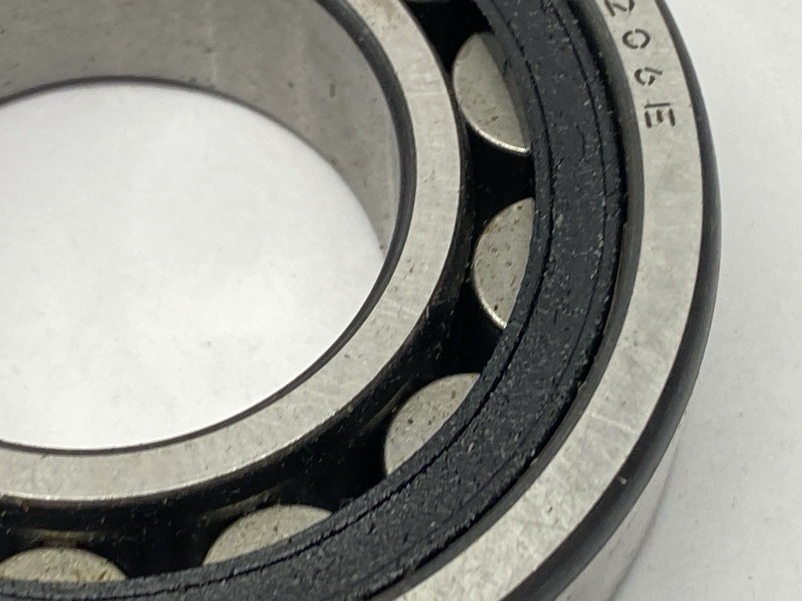 FAG NU206E Cylindrical Roller Bearing 30mm Bore 62mm OD 15mm Wide