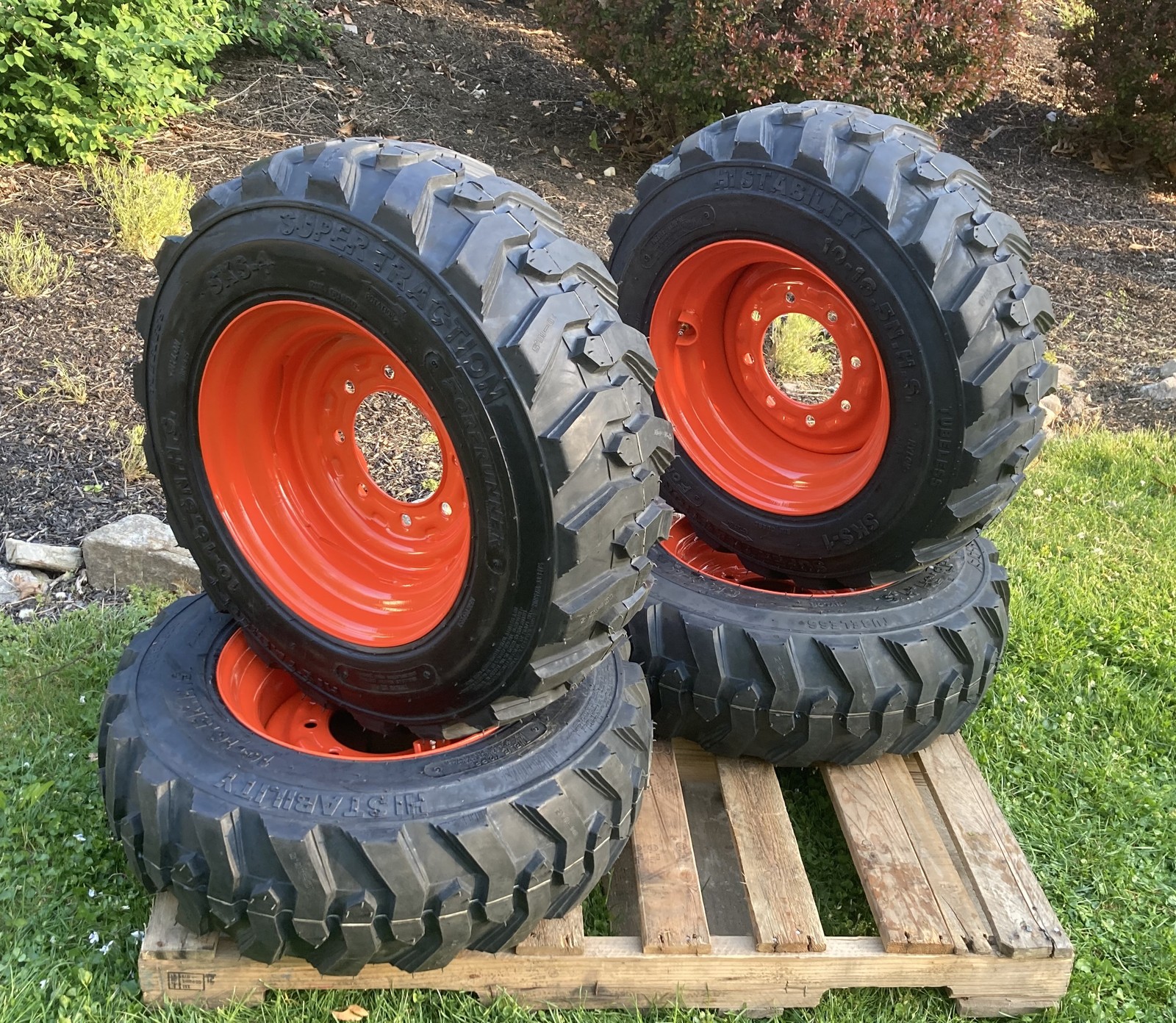 NEW 10-16.5 Skid Steer Tire/Wheel/Rim for Bobcat & more – 10X16.5-12 PLY