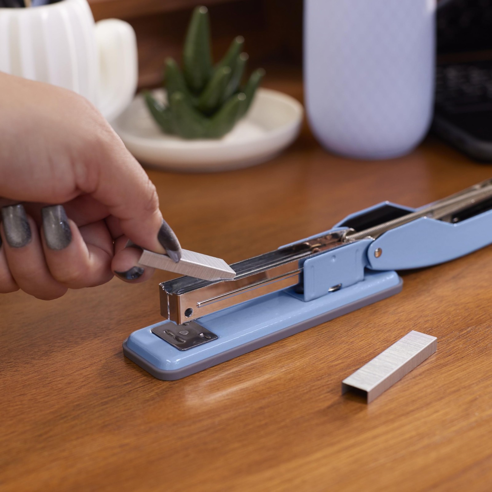 Cub Compact Desktop Stapler 20 Sheet Capacity Metal Electric Blue S701069