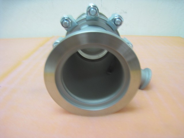 Vacuum Flange with KF16 connection and ISO bellow flange for vacuum pump P539331