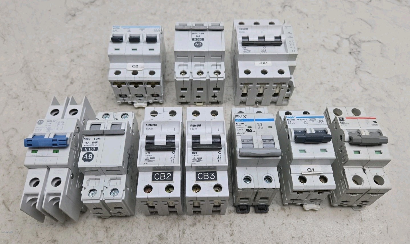 Mixed Lot of 10 2P 3P Pole Miniature Circuit Breaker Mix of 3 to 20 Amp See Pic