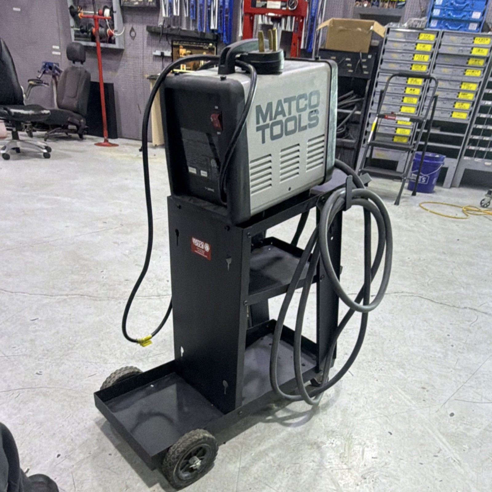 Matco Tools UNI-SPOTTER MIG Welder Automatic Feed With Gas 220V Steel