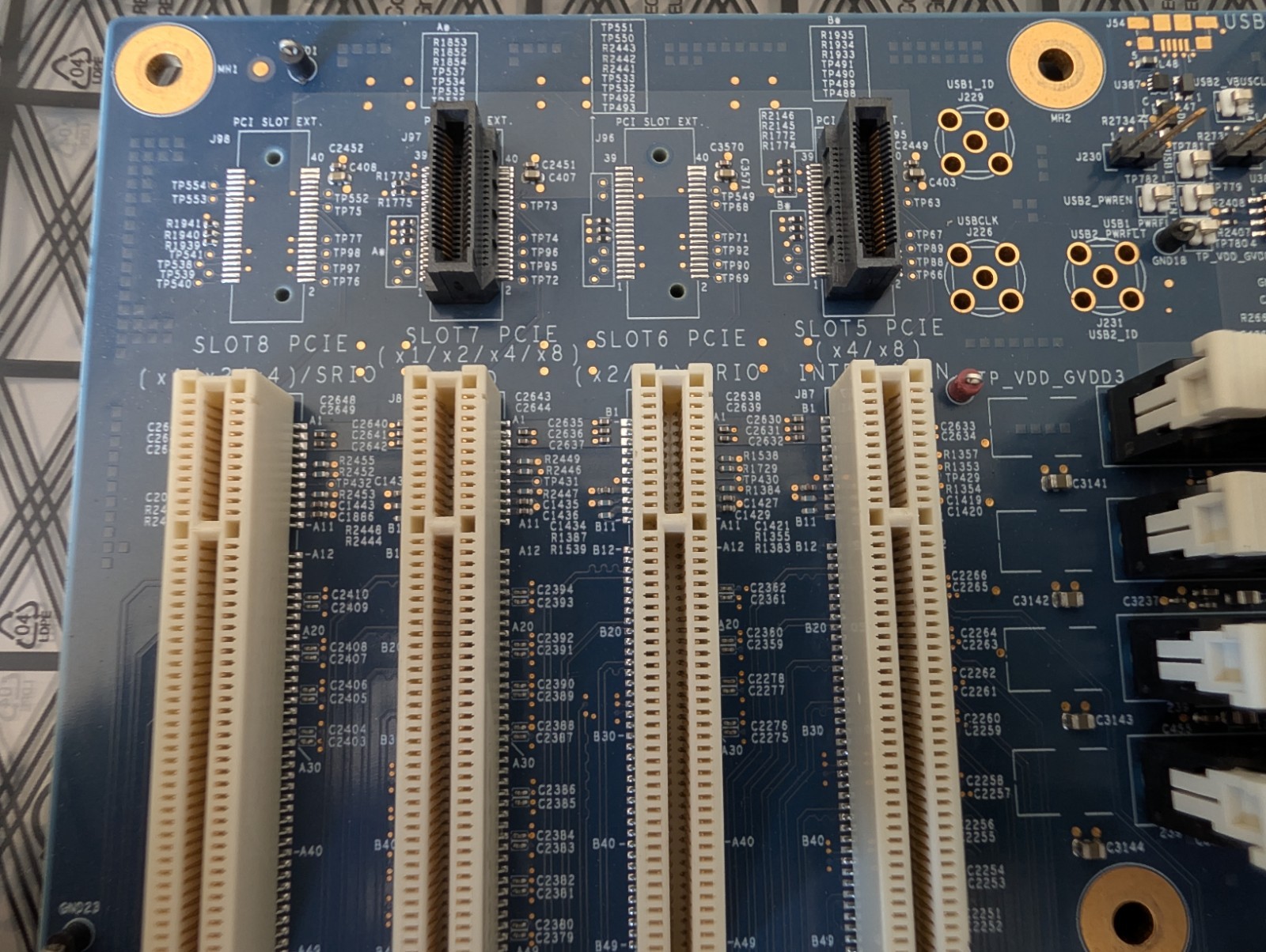 Freescale / NXP T4240-QDS Development System And Test System