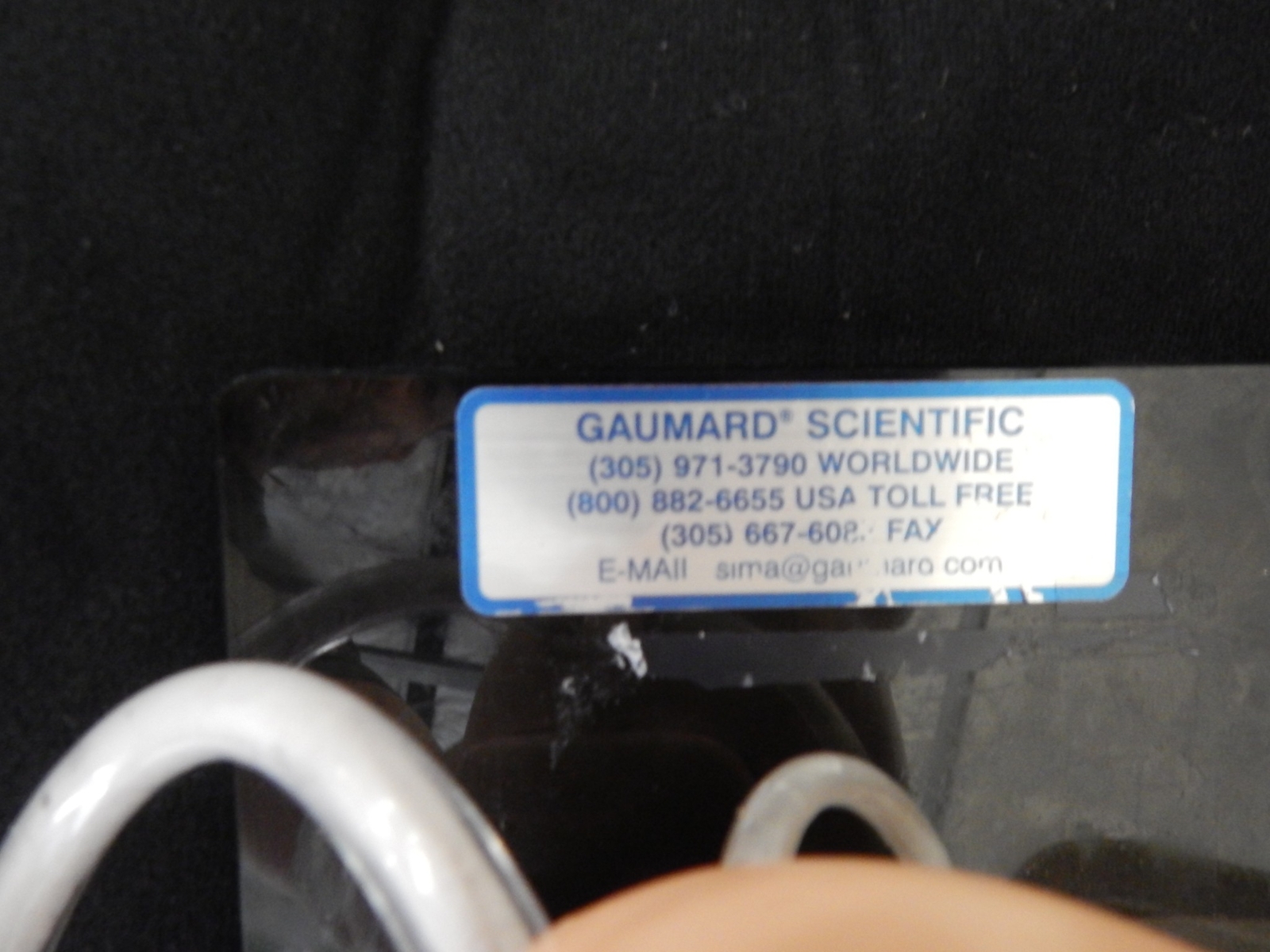 ^^ GAUMARD RIGHT HANDED TRAINING ARM / MANIKIN- HALLOWEEN PROP (QBE61)