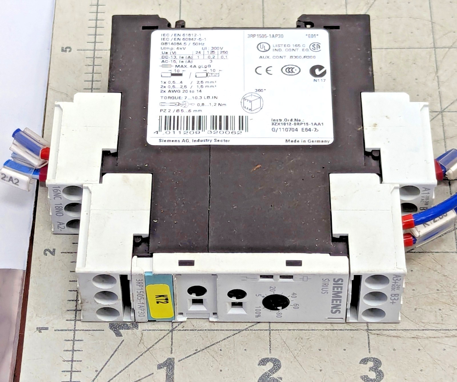 Siemens 3RP1505-1AP30 Time Relay 0.05 Seconds – 100 Hours 24V AC/DC [Z2B7]