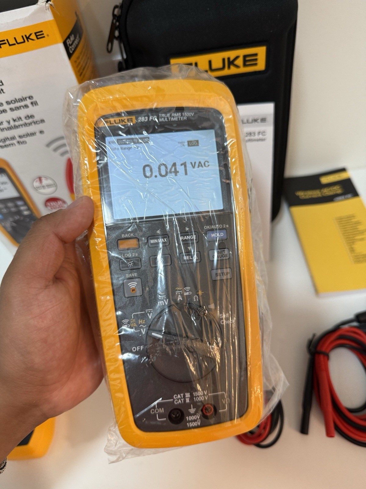 FLUKE 283 FC/PV SOLAR DIGITAL MULTIMETER & WIRELESS CURRENT CLAMP MFD-2025