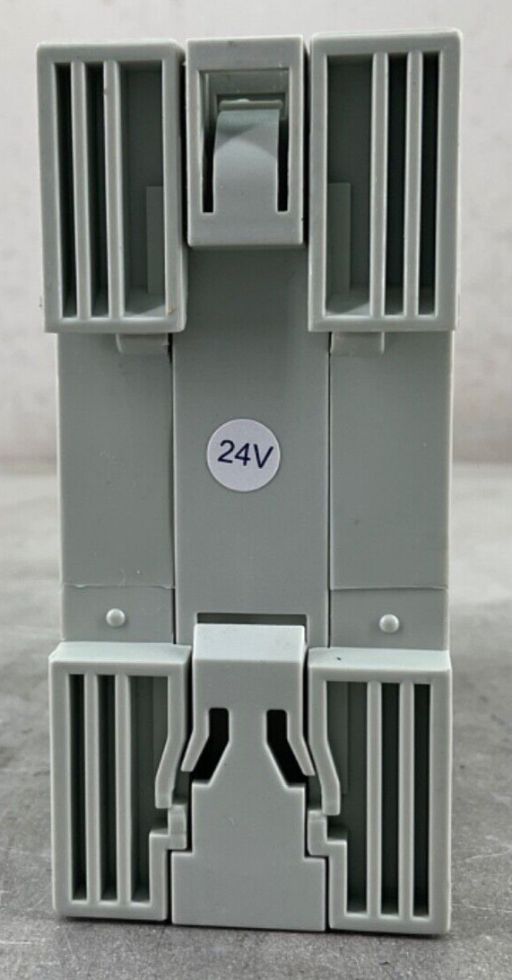 NEW ABB 1SVR427032R0000 POWER SUPPLY CP-E 24/2.5 100-240VAC IN 24VDC/2.5A OUT