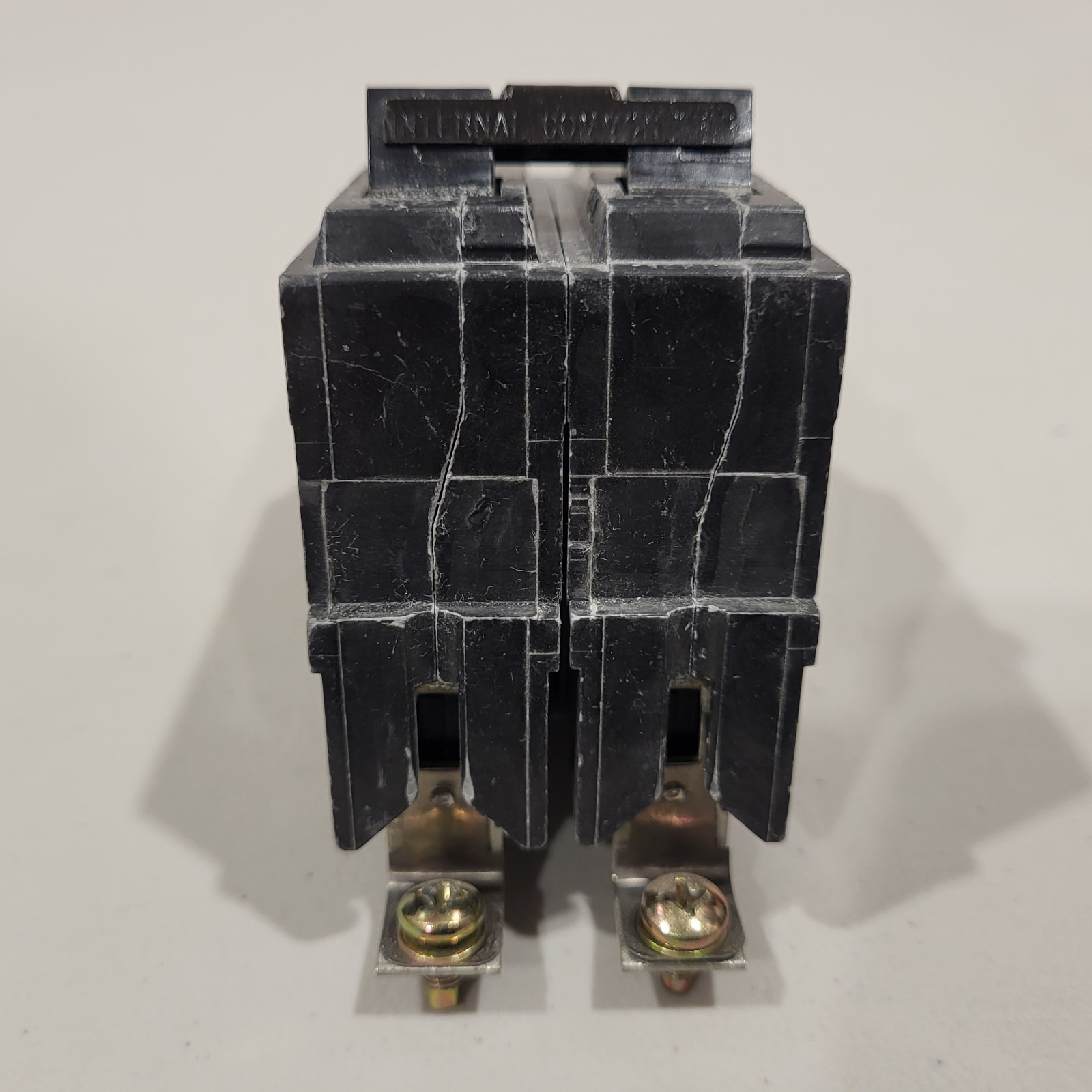 GE THQB2130 Circuit Breaker 2-Pole 30 Amp 120/240VAC Bolt-On TESTED Clean