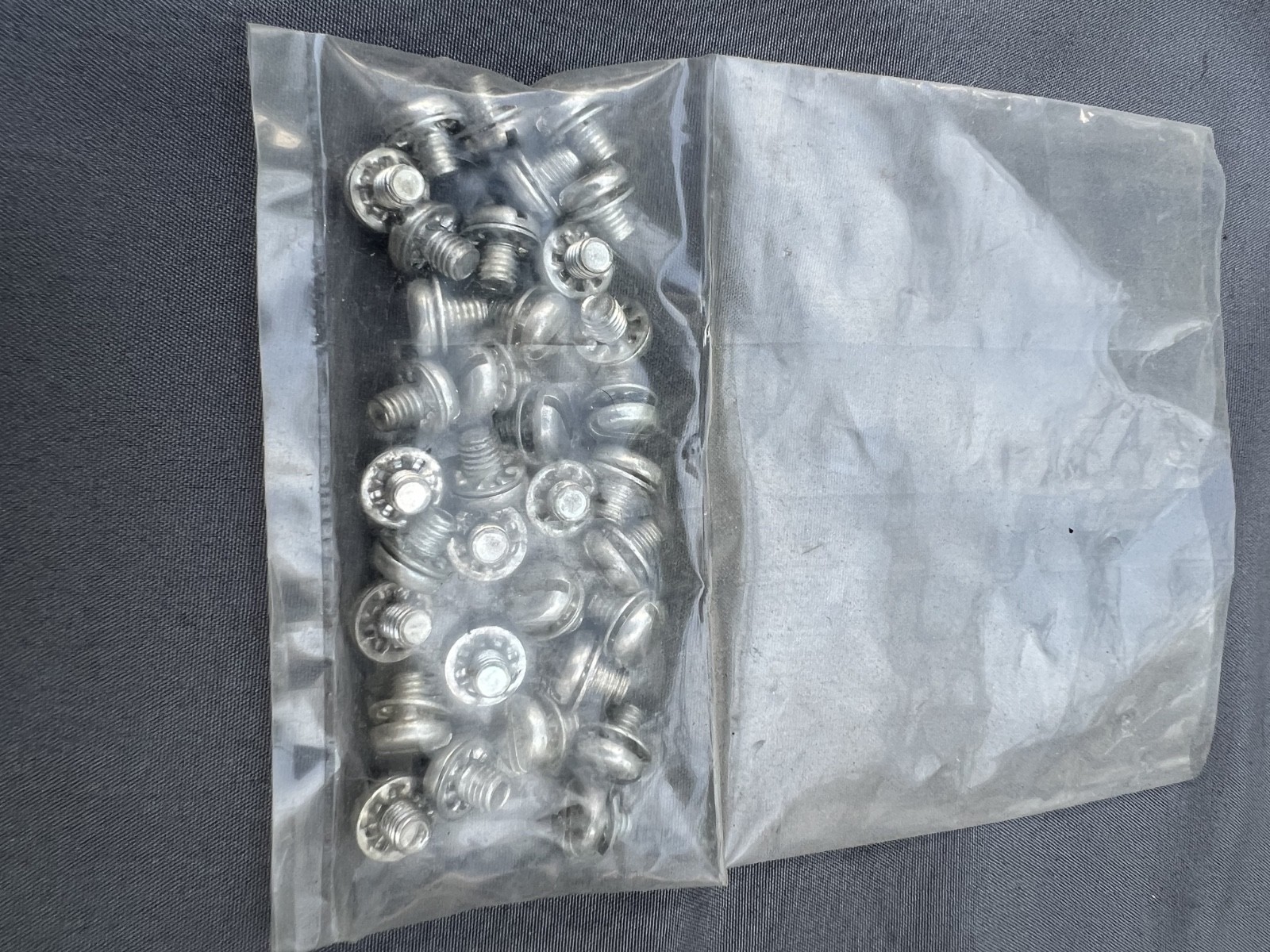 RF AMP Parts – 220uf Electrolytic Capacitors – 450v – Lot of 16 – New