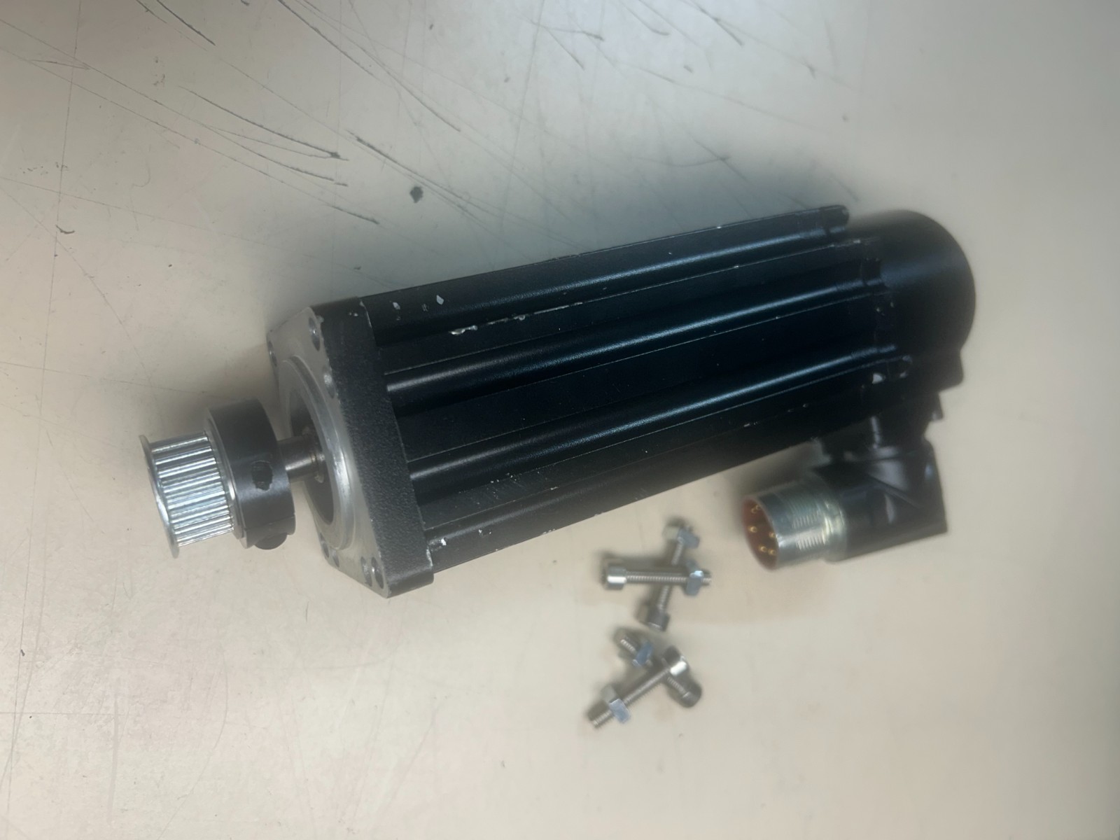 Allen-Bradley VPL-B0633M-CK12AA Low Inertia Servo Motor