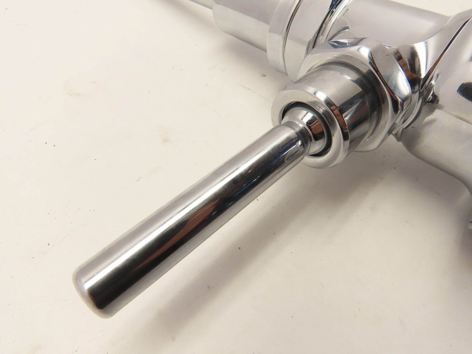 Sloan Regal Exposed Manual Urinal 1.0 GPF Manual Flush Valve w/ Vacuum Breaker