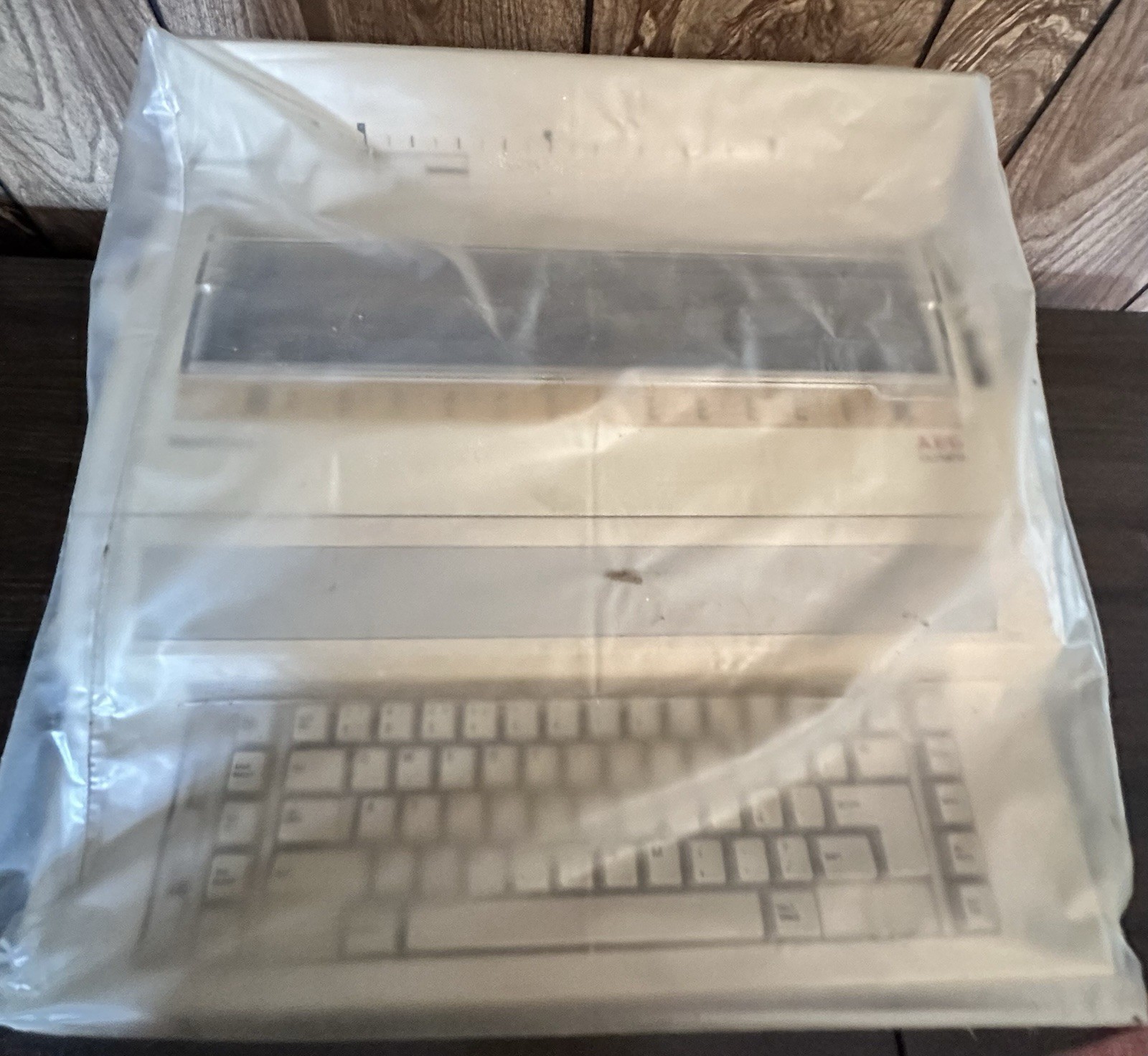 Olympia Mastertype 3 EW-1000 Electronic Typewriter Correction – Clean / Tested!
