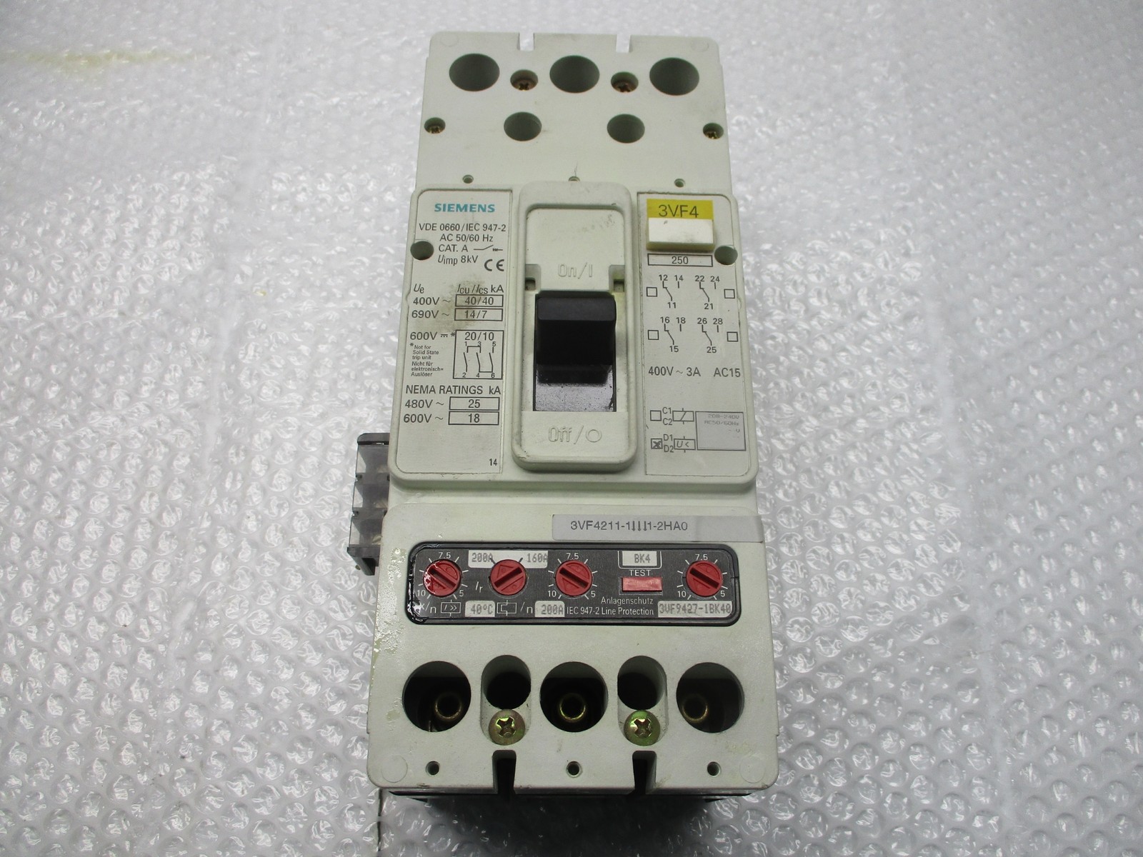 SIEMENS 3VF4211-1BK41-2HA0 BREAKER 3POLE 200AMPS NSNP