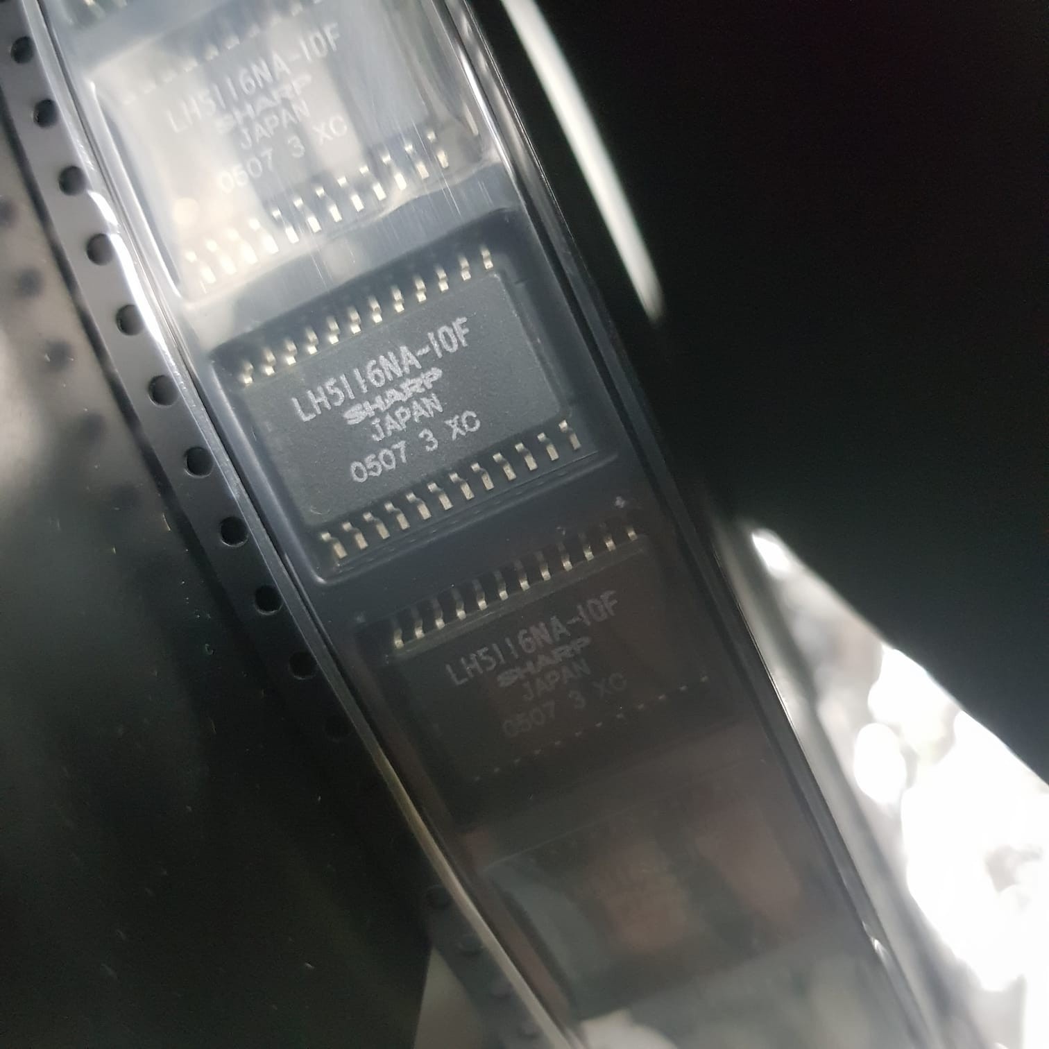 GENUINE LH5116NA-10F 16K Static RAM IC 24-SOP QTTY : 570PCS *bn