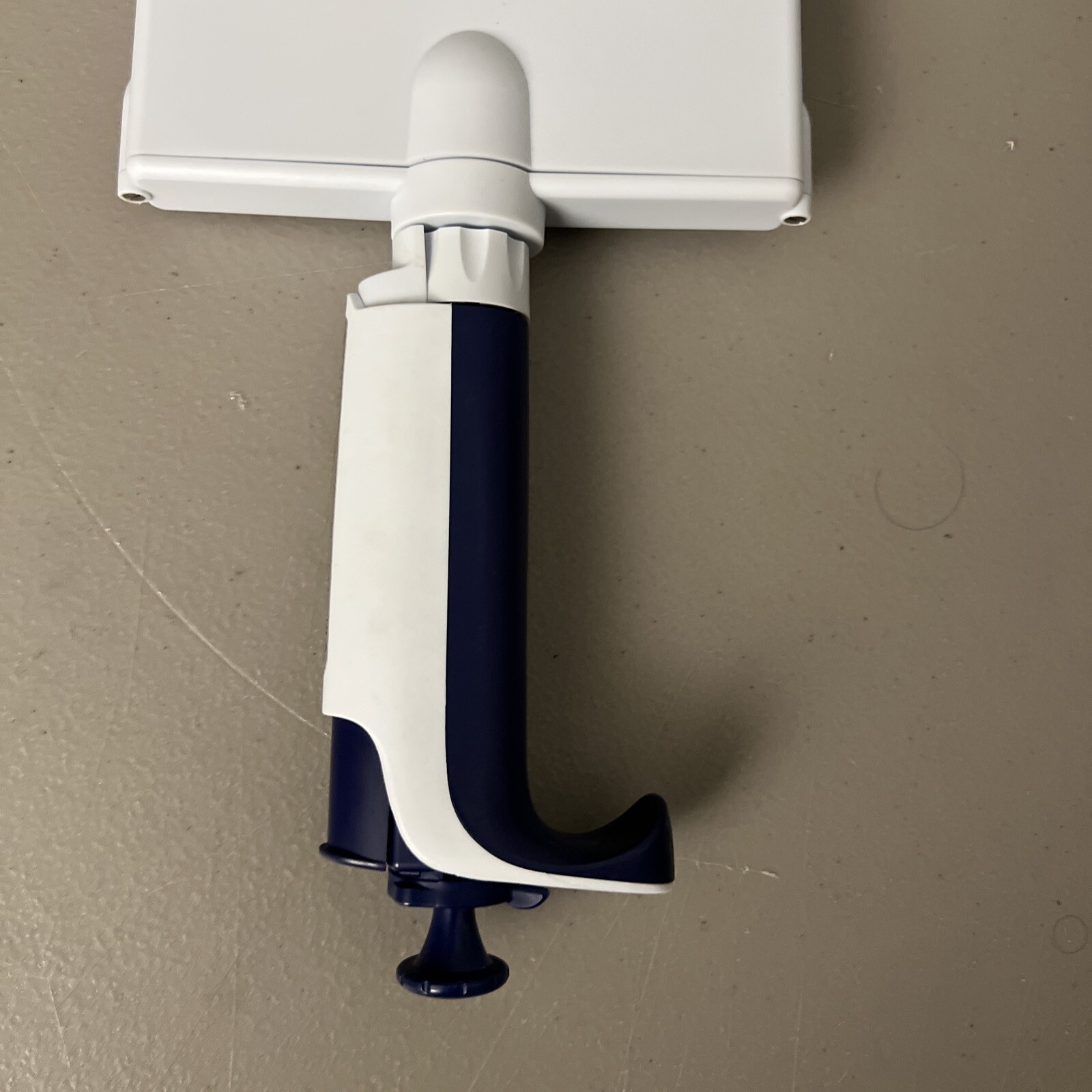 NICE Rainin Pipet-Lite XLS 12 Channel Multichannel L200 XLS LTS pipette