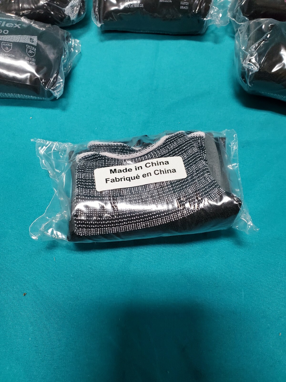 12 Pair(1 dozen) Ansell HyFlex Lite Gloves Black/Gray Size 5 11-600-5