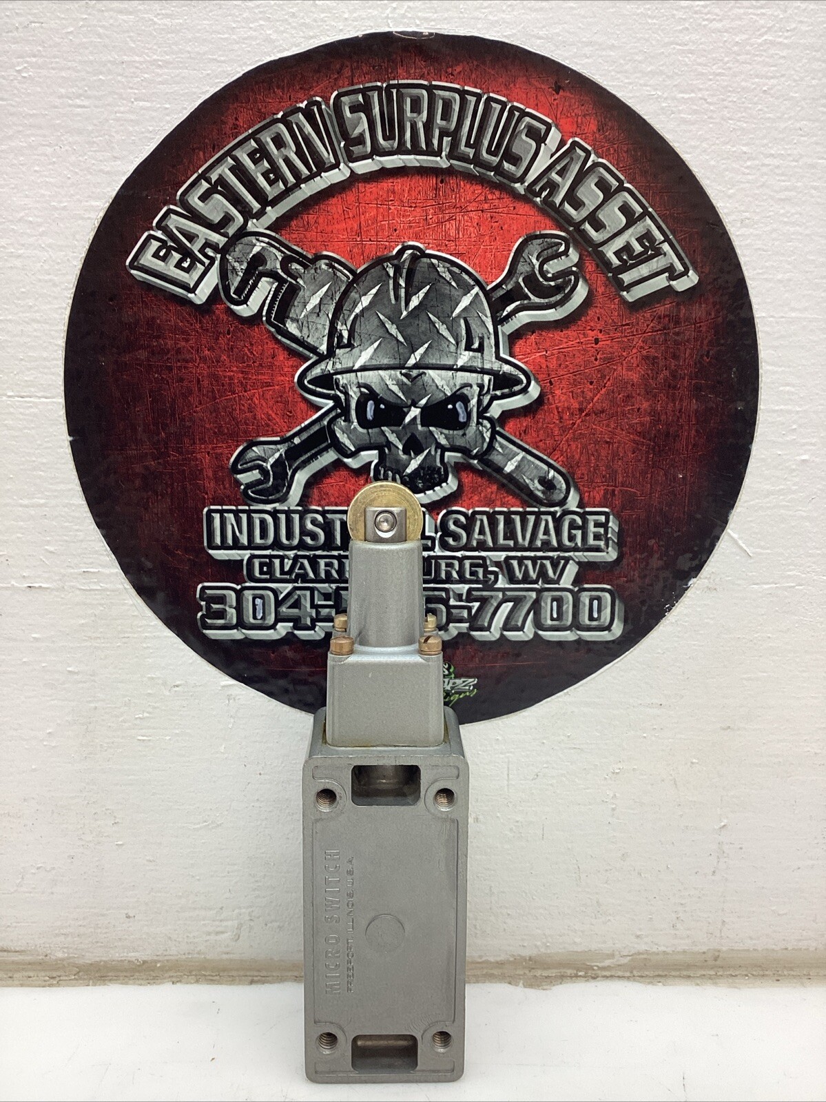Honeywell Snap Action Limit Switch 5ML1 7251 *NEW NO BOX*