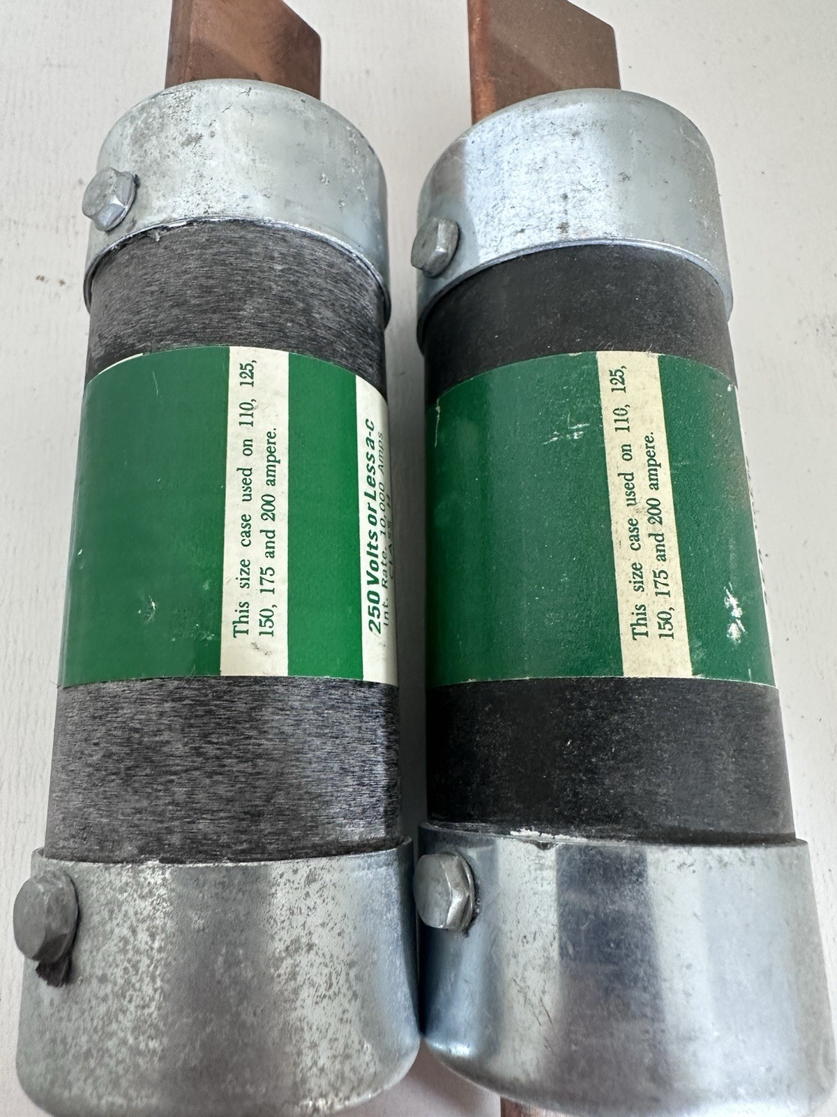 BUSSMANN BUSS NON-125 250V 200A ONE-TIME FUSE 2 Pack