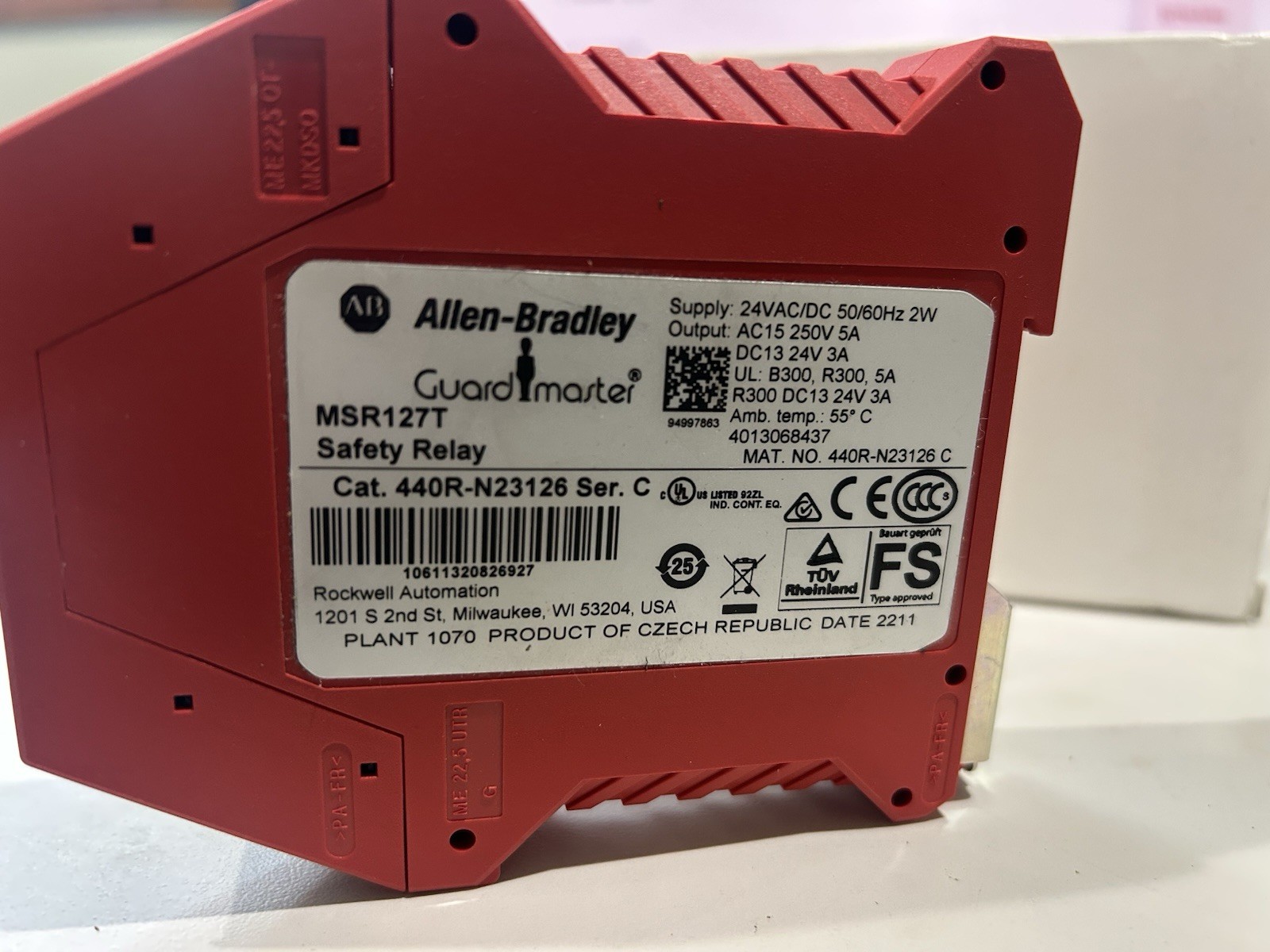440R-N23126 New Allen Bradley Guardmaster MSR127T Safety Relay