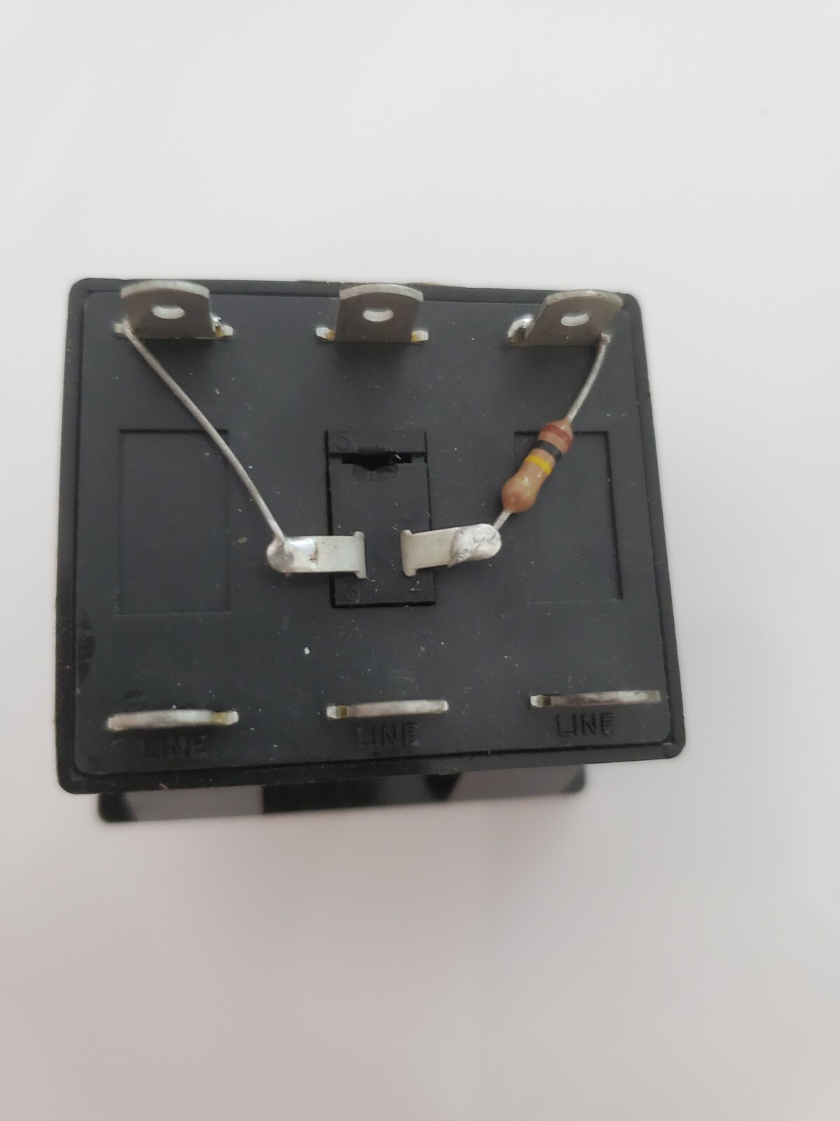 AIRPAX 203-222-1-65-203-4-1-1 Circuit Breakers Cir Brkr