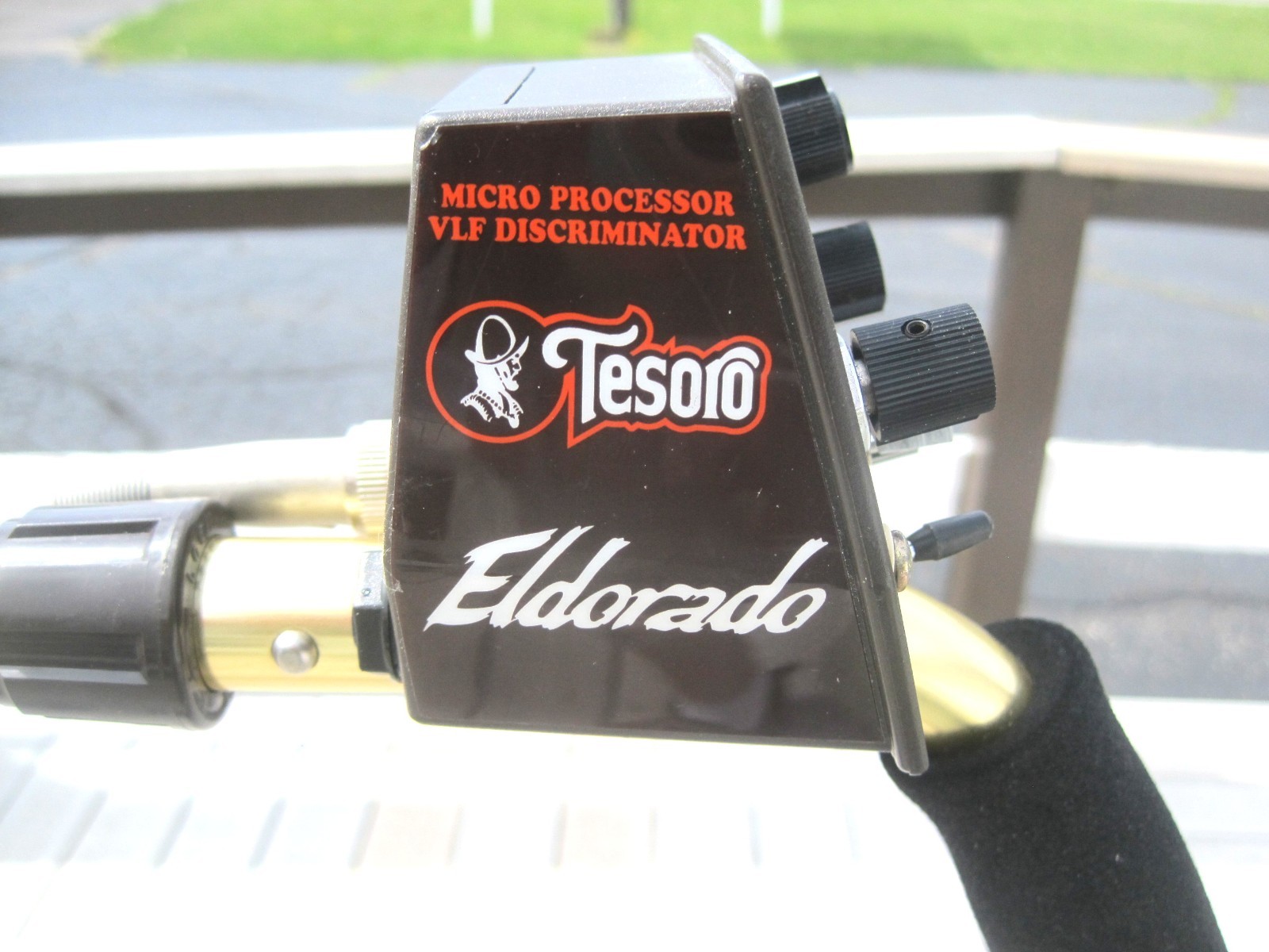 Tesoro Eldorado µ-Max Ground Cancel Metal Detector Read Full sellers description