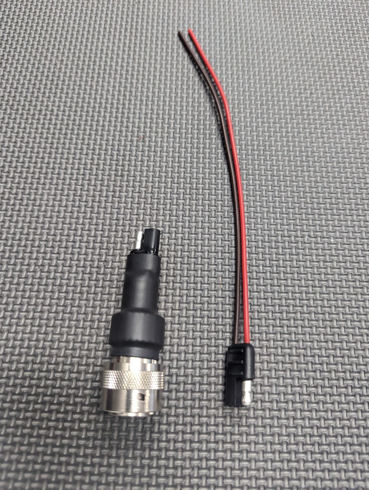 Bobcat 7 Pin adapter plug for 12V power