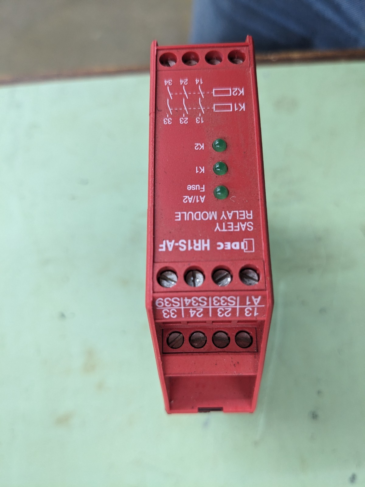 IDEC HR1S-AF5130B Safety Relay Module 24 Volt AC/DC – OPEN BOX FREE SHIPPING