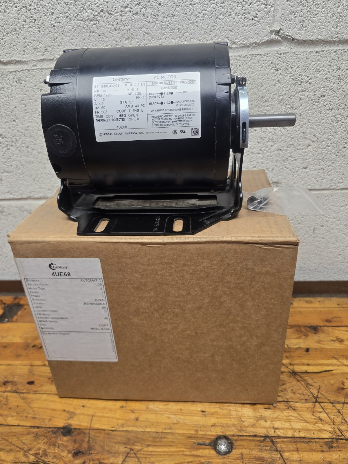 Century AC Motor 4UE68, 115VAC, 1Ph, 60Hz, 1725 RPM, 1/6 HP NEW