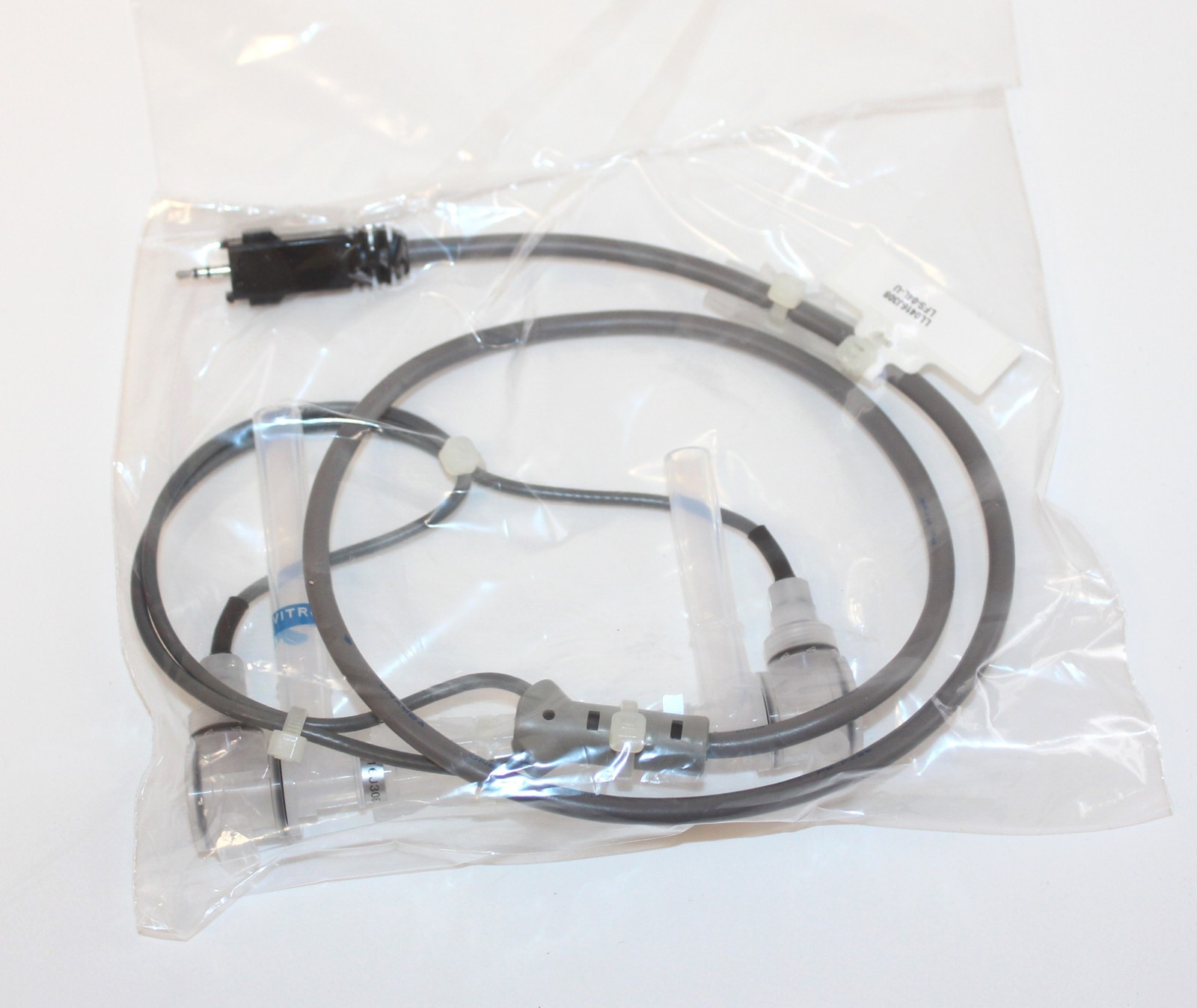 Lam Research LFS-04L-U ultrasonic inline flow Sensor, FL MTR, LFS-04L-U, 0-4 LPM