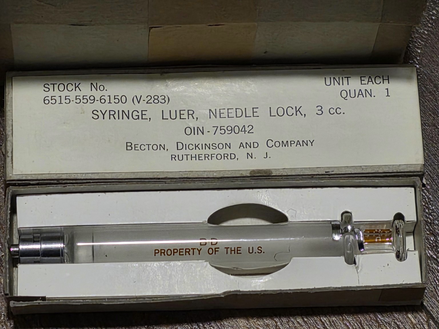 Vintage BD Glass Syringes 3cc Luer Lock 12-Pack Box Vietnam War Open To Offers