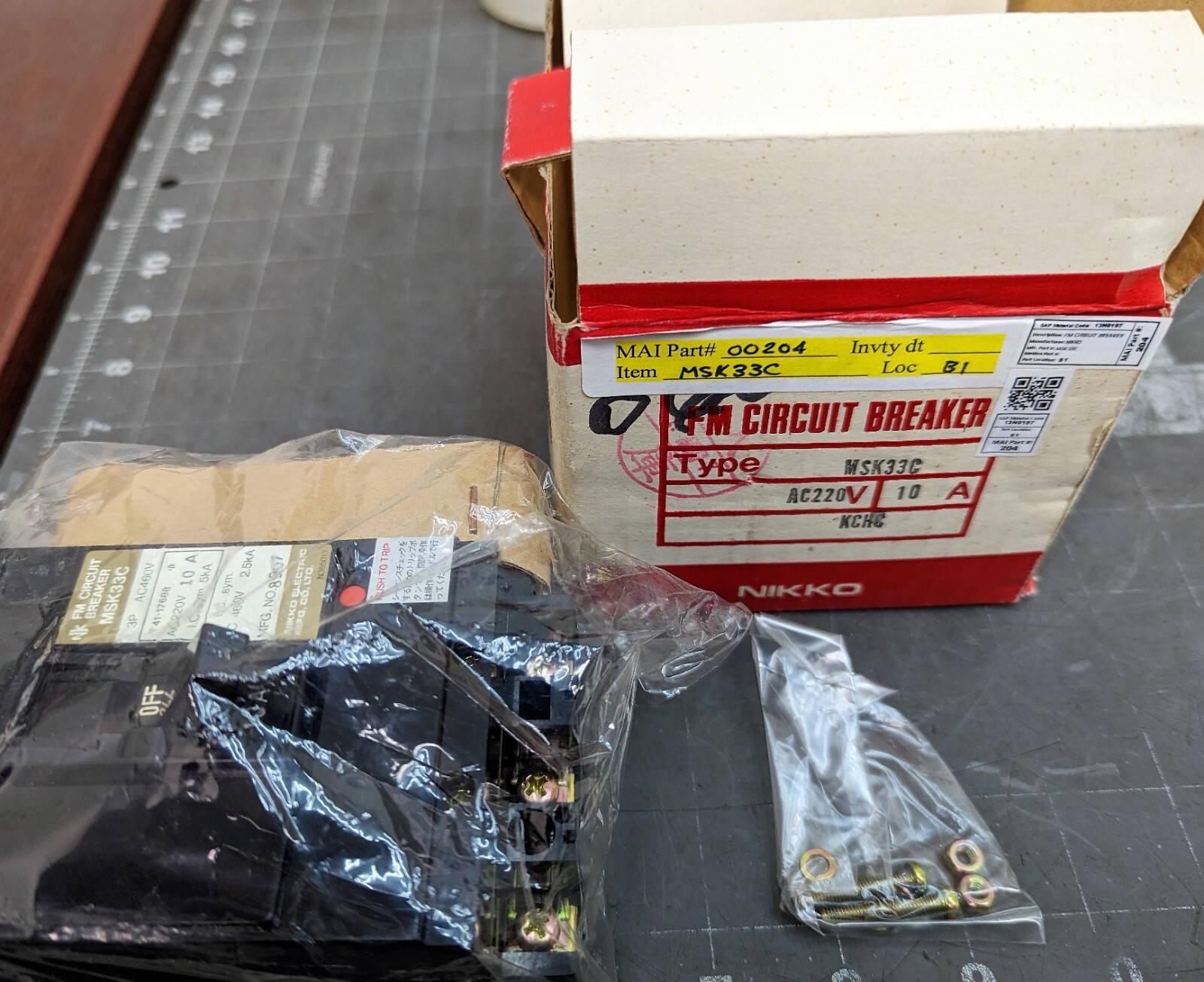 Nikko FM Circuit Breaker 3P AC460V AC220V 10A 5kA MSK 33C NEW [C2B1]