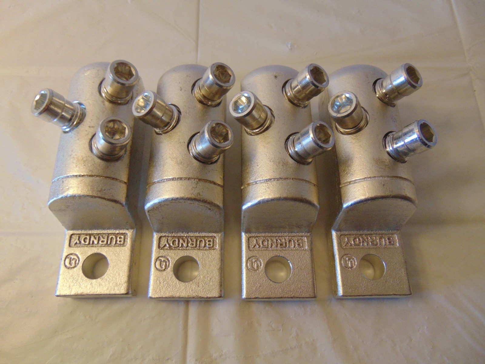 4 KASB39U12 Burndy Terminal QIKSHEAR Lug Series, 600-750 kcmil 1-hole Shear Bolt