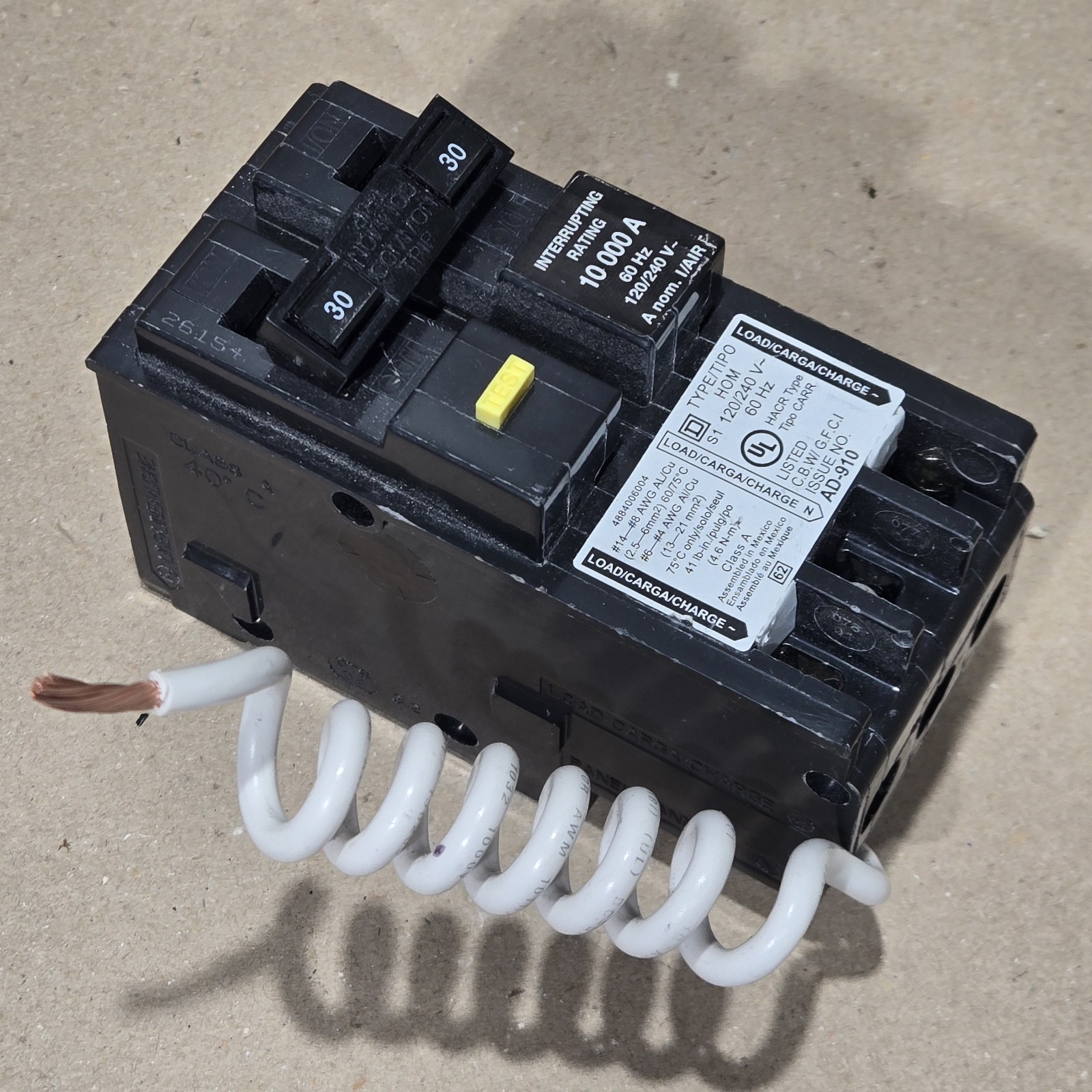 Square D Homeline HOM230GFI 2 Pole 30 Amp 120/240V Plug In HOM GFCI Breaker.