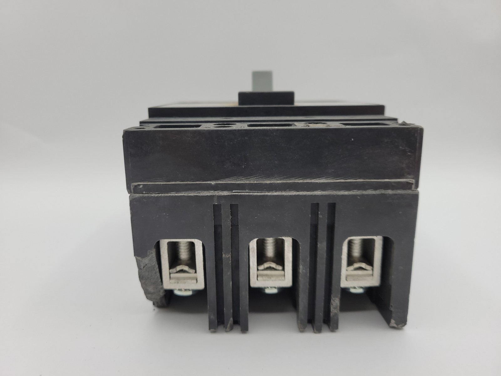General Electric TED134060WL Bolt-On Circuit Breaker 60A 3P 480VAC 18KA TED