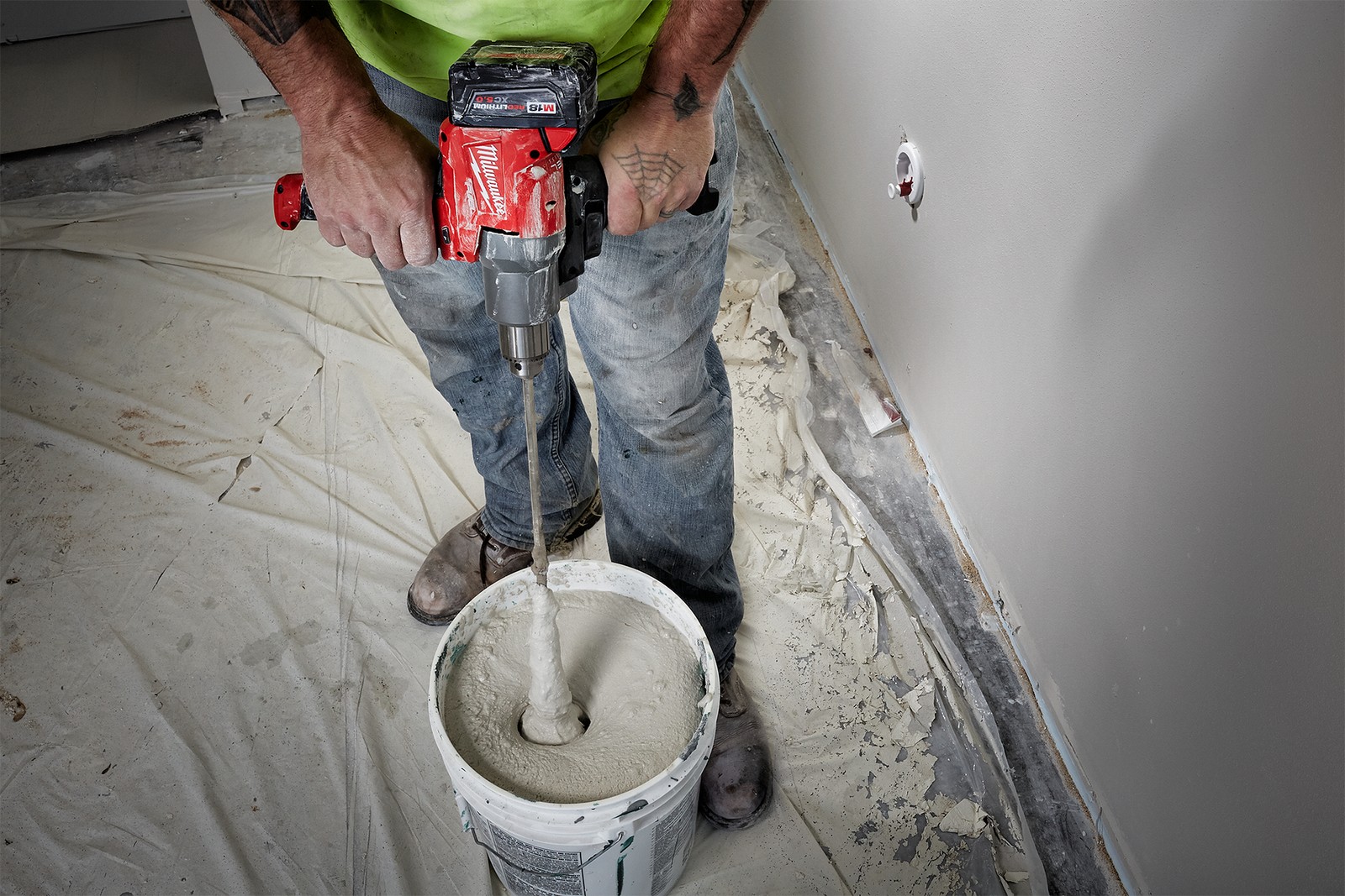 Milwaukee Tool 2810-20 M18 FUEL Mud Mixer With 180° Handle Tool Only
