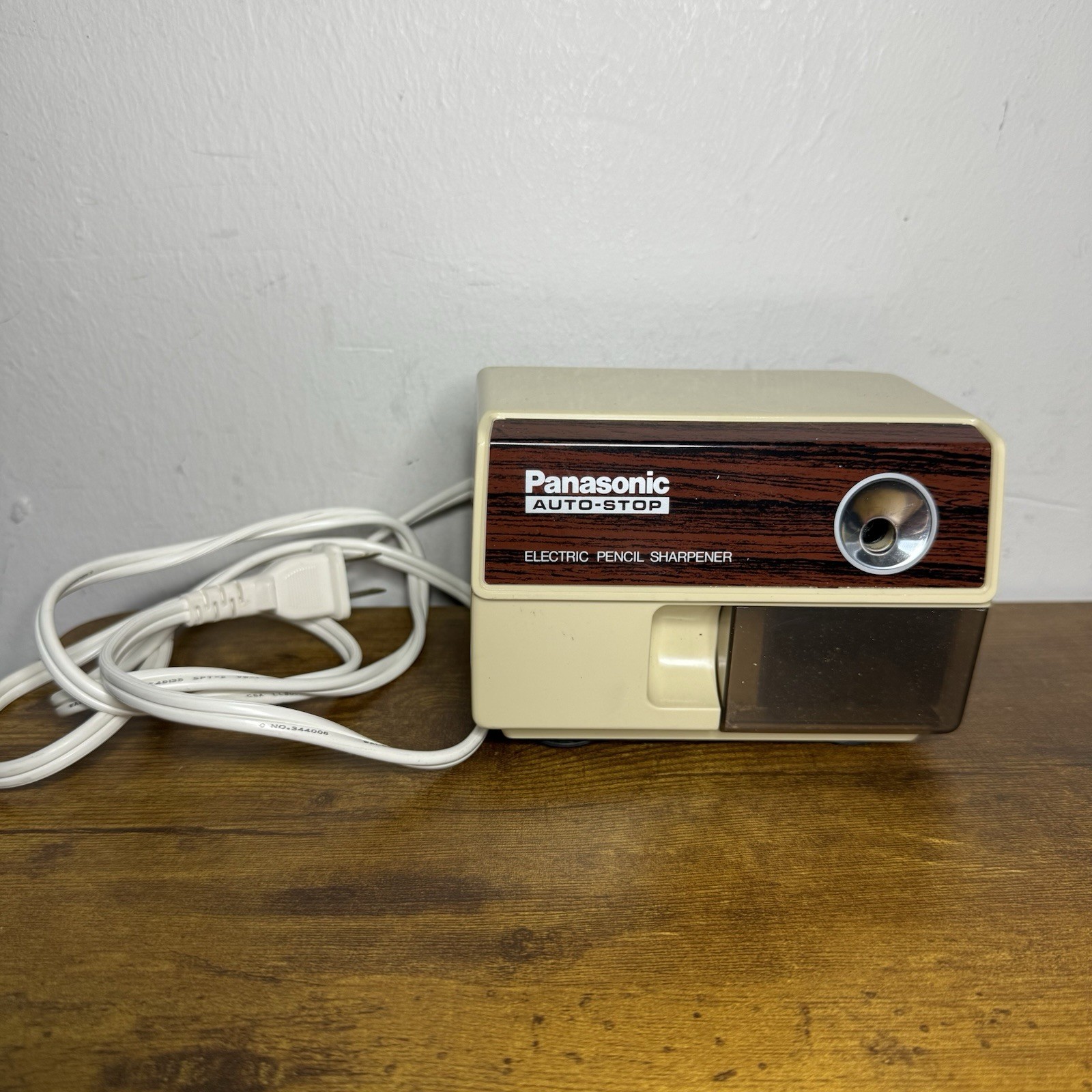 Vintage Panasonic Auto-Stop Electric Pencil Sharpener KP-110 MADE IN JAPAN