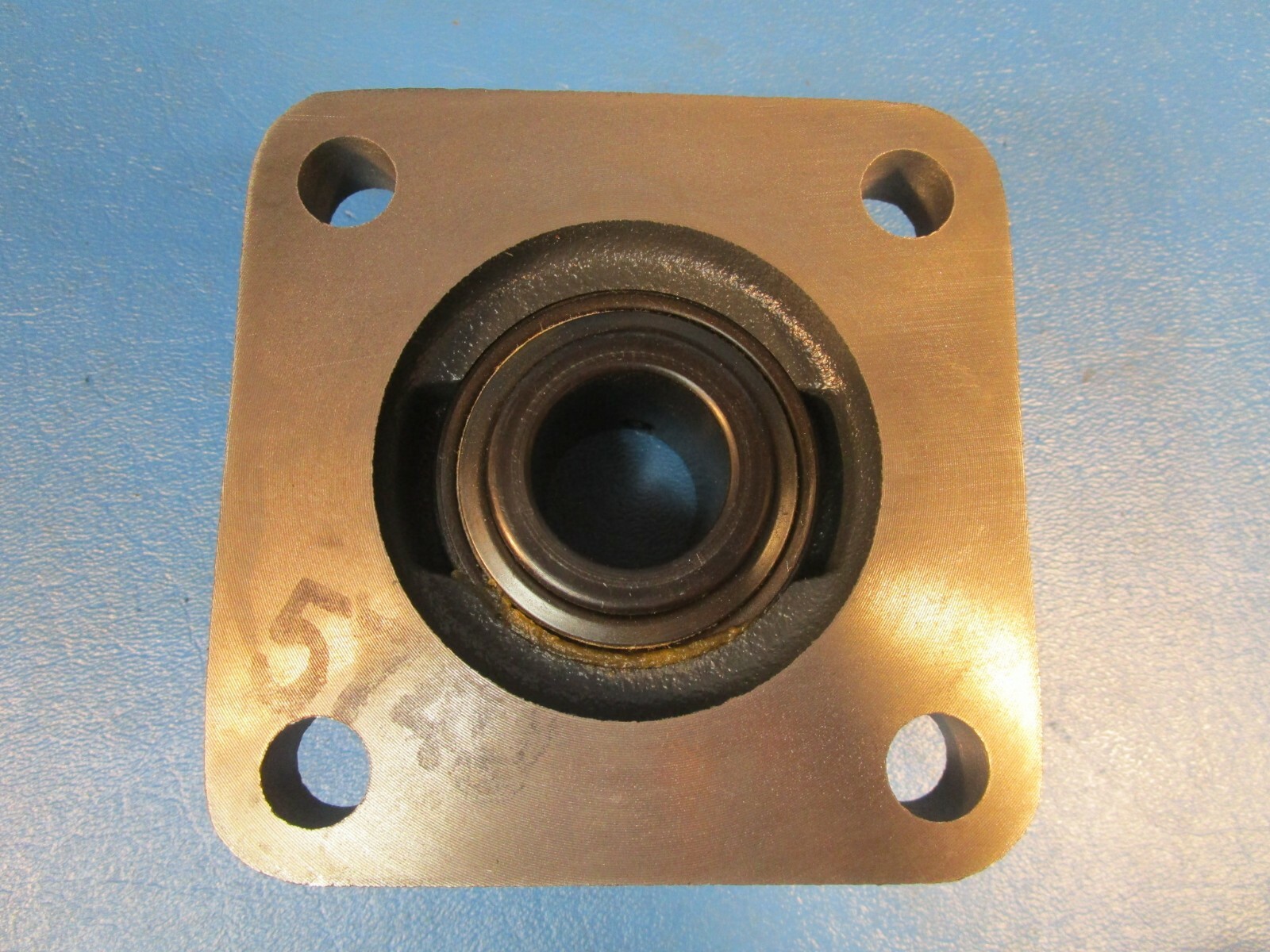 SealMaster, SF-15, 700439, 15/16″ 4 Bolt Flange Unit, Set Screw Locking
