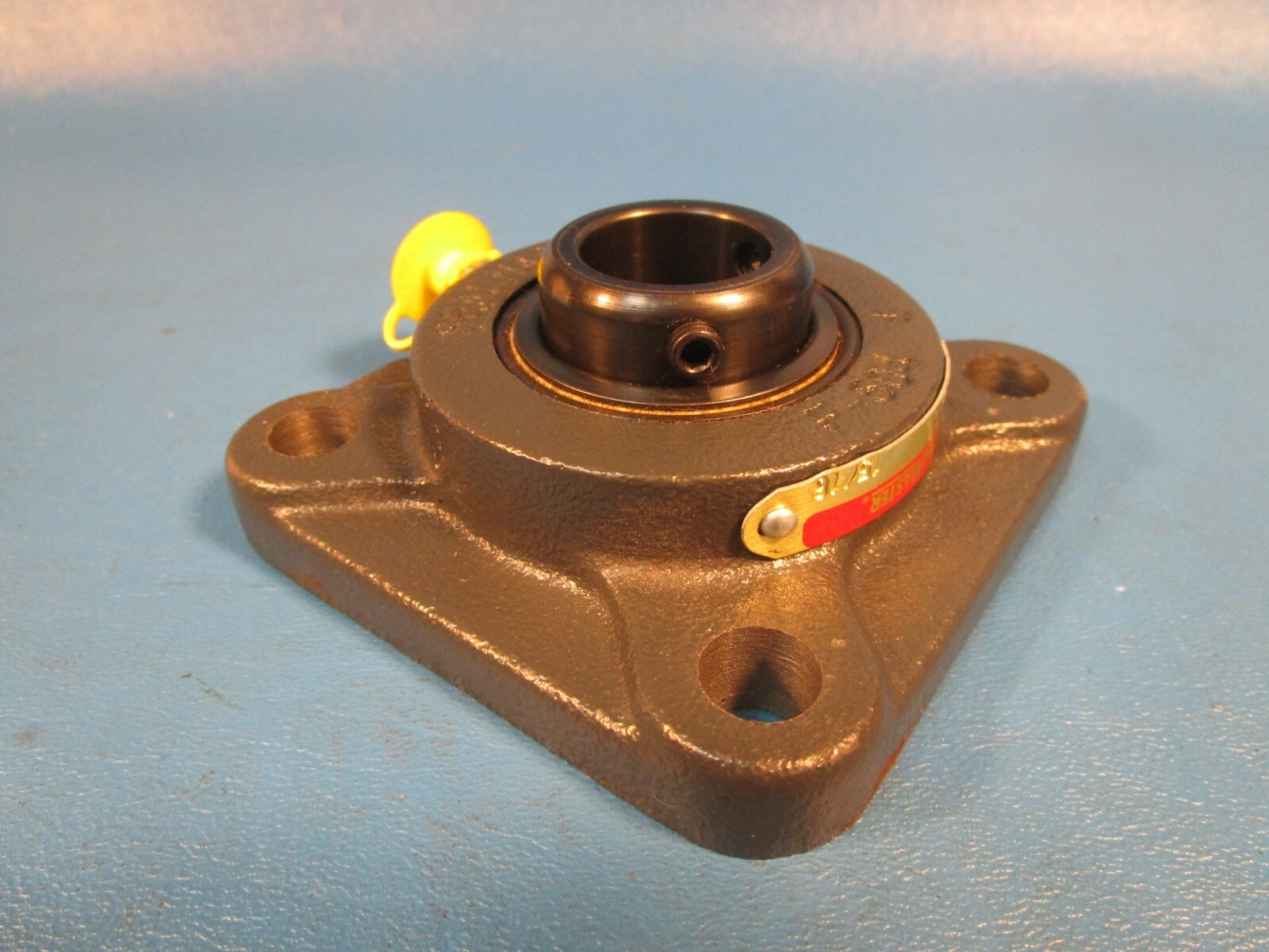 SealMaster, SF-15, 700439, 15/16″ 4 Bolt Flange Unit, Set Screw Locking