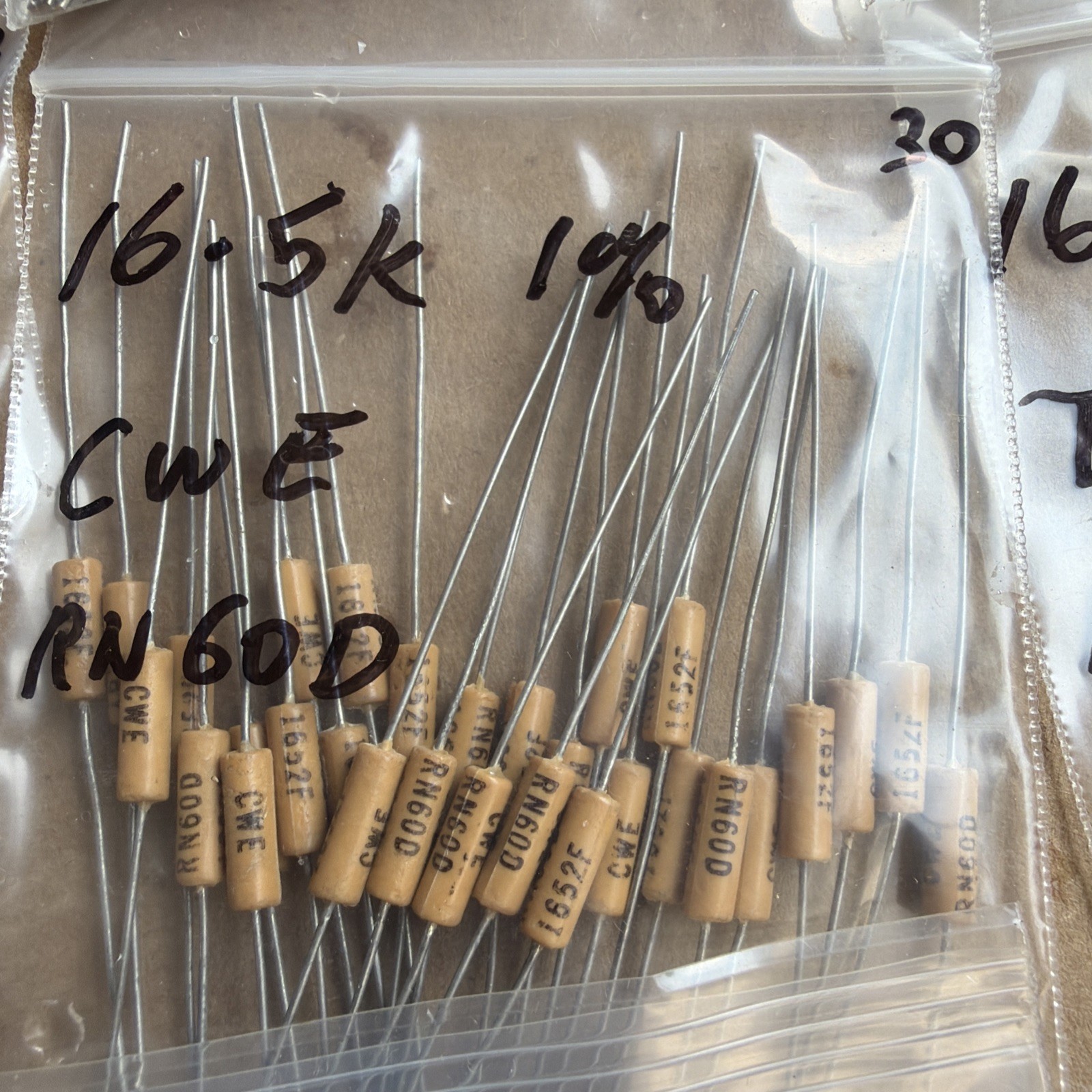 425pc Group Lot Of RESISTORS Dale & Other Mfg Look At Pictures New & Used #6