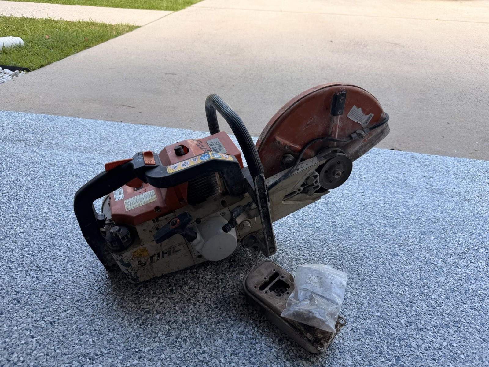 STIHL TS460 14 inch Concrete cut off saw