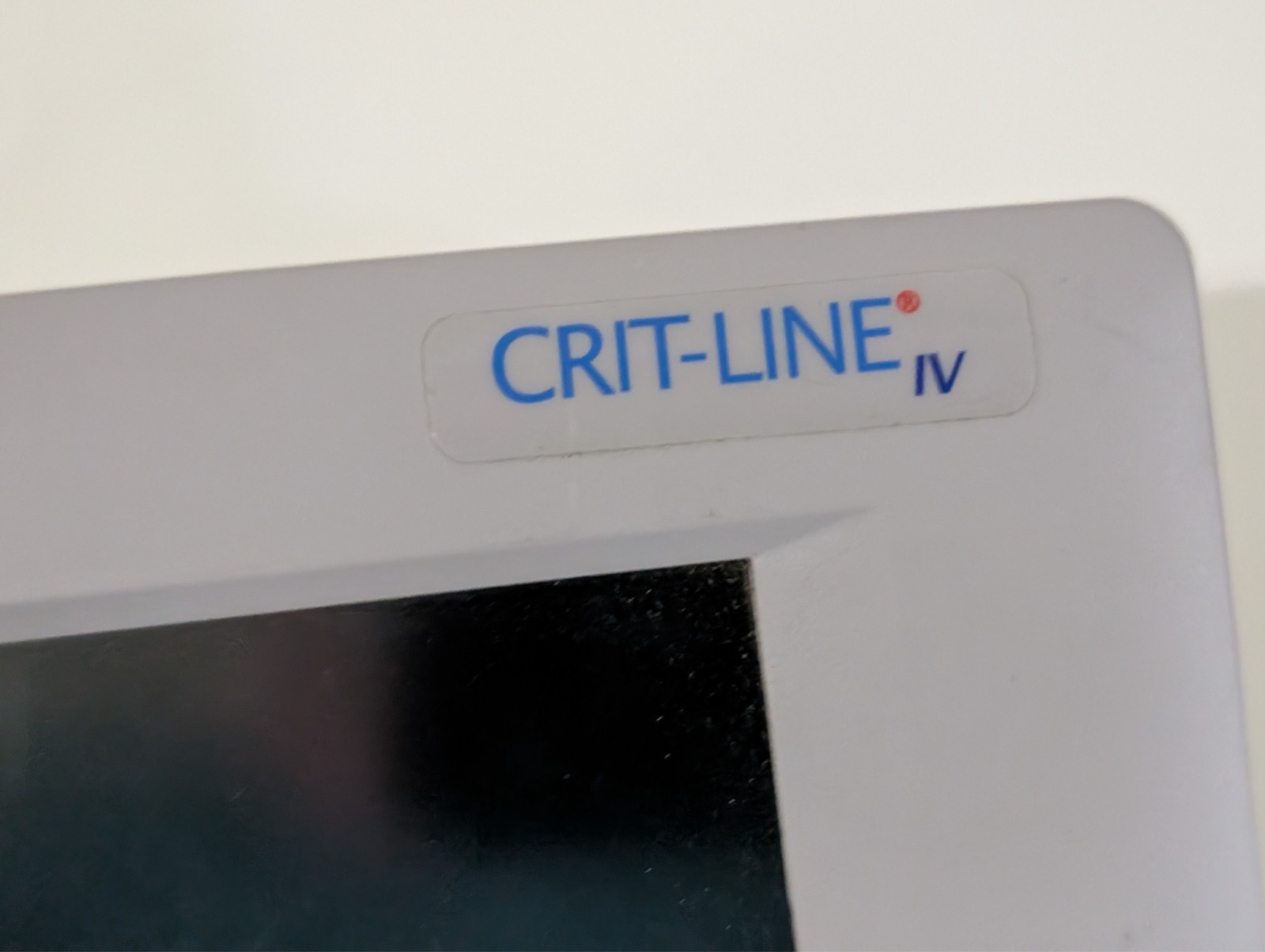 Fresenius Crit-Line IV monitor CL10051001 w/ CLiC sensor, GCX mount, as shown