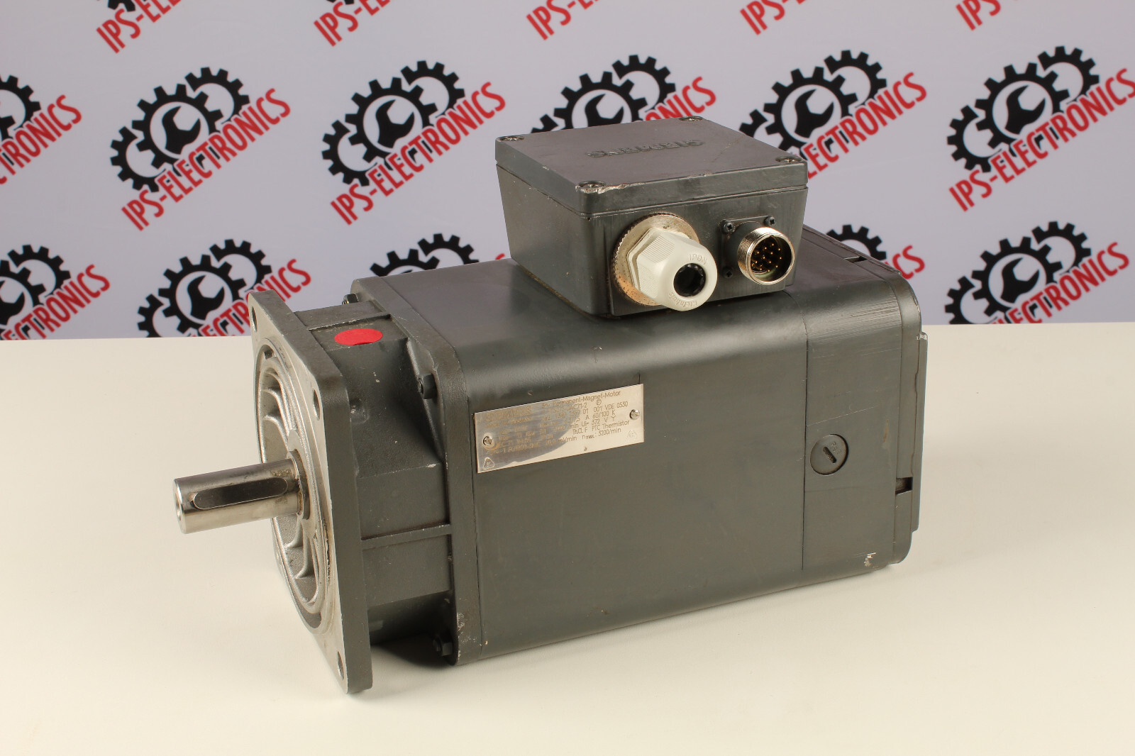 Siemens 1FT5072-0AC71-2 (Servo Motor) – 6 months warranty