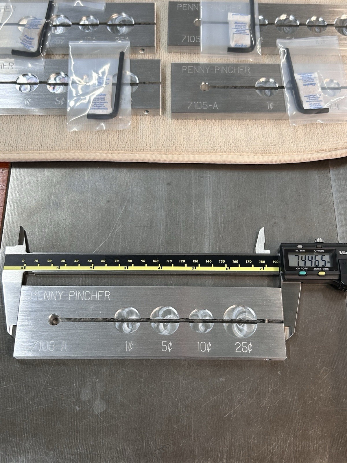 7 U.S. COIN HOLDER FOR NEW HERMES ENGRAVING VISE FOR CLEANING, REPAIR, ETC.