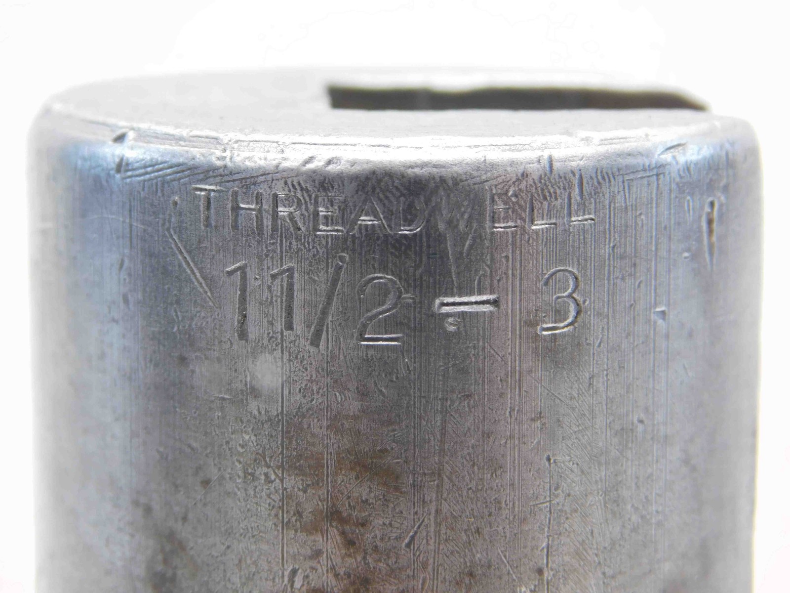 LOT OF VARIOUS SIZE KEYWAY BROACH BUSHINGS SIZES RANGE FROM 5 TO 14.50mm ID