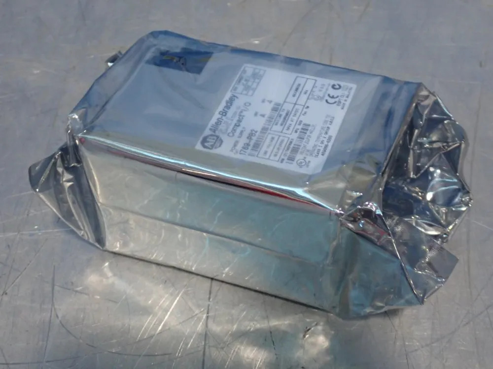 ALLEN BRADLEY COMPACT I/O 1769-PB2