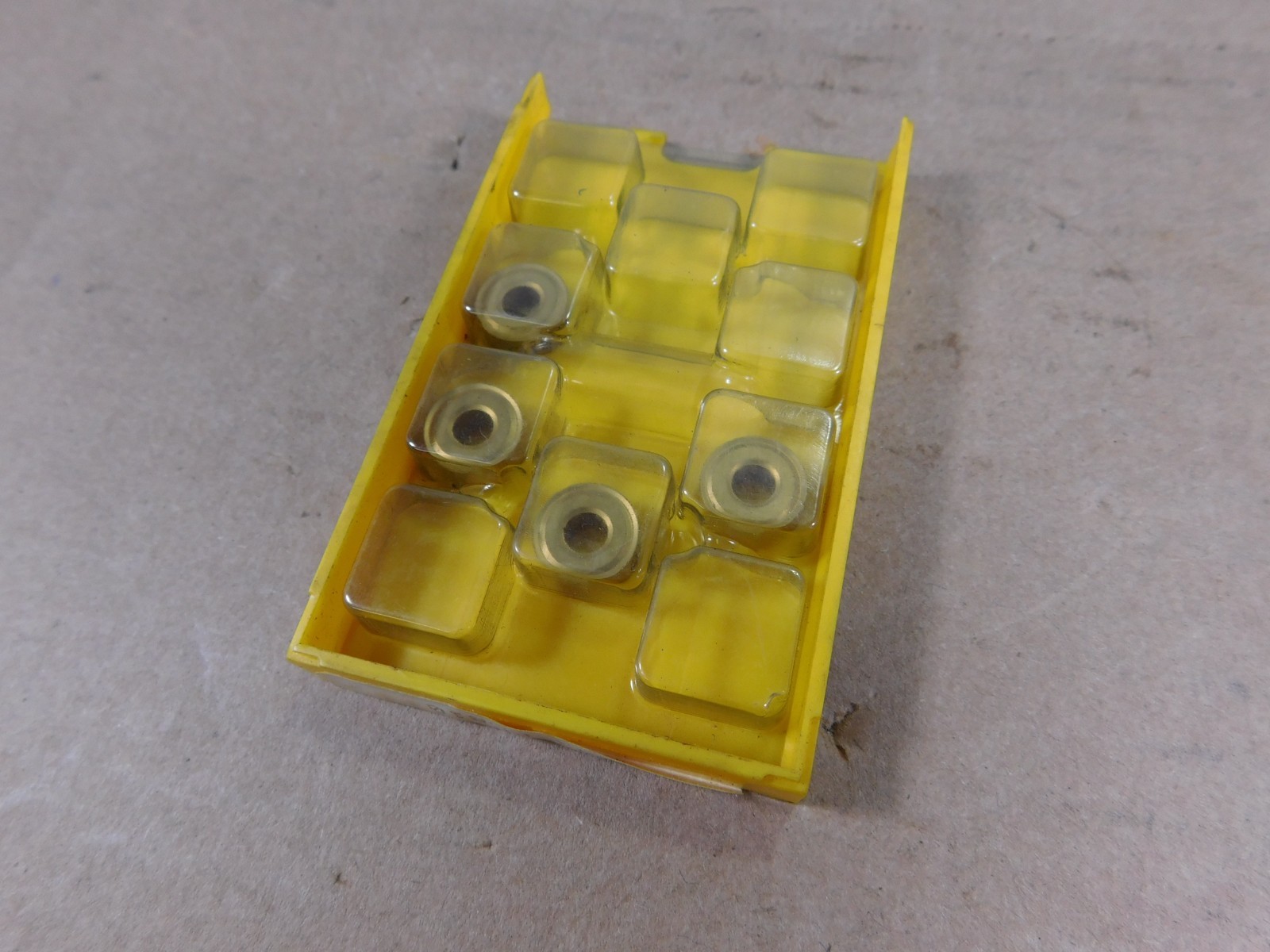 4 KENNAMETAL RNMG43 INDEXABLE INSERTS KC810 RNMG120400 R78929 001 J0 OR