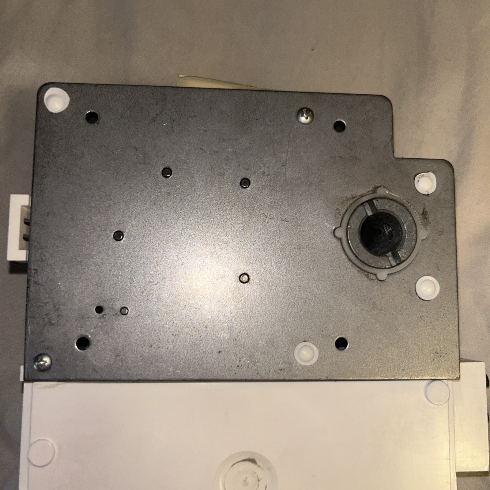 TAC Schneider Electric MNL-V2R; I/A Series VAV Controller read description
