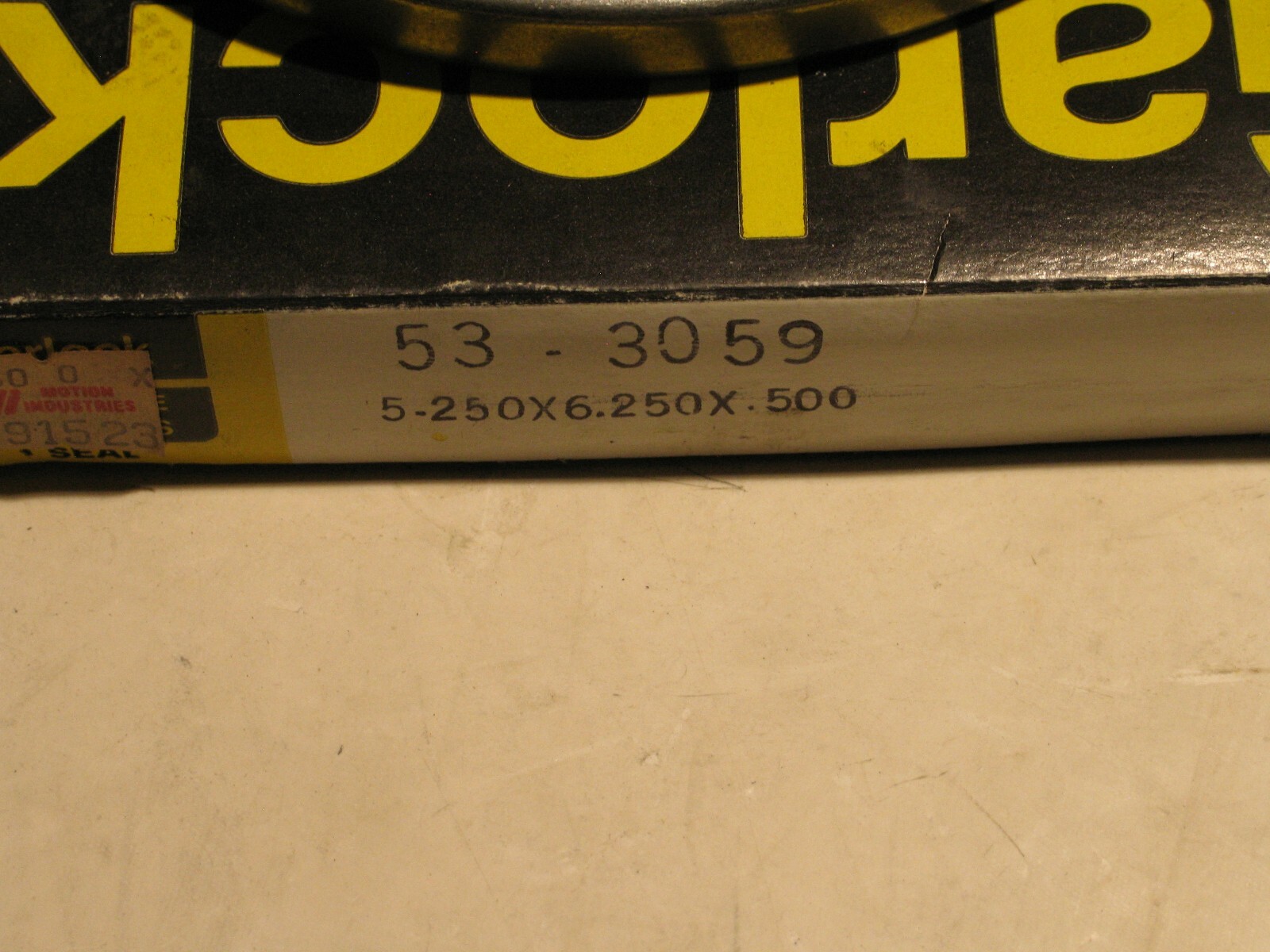 NIB GARLOCK KLOZURE 53X3059 OIL SEAL 5.250 X 6.250 X .5000 P6449