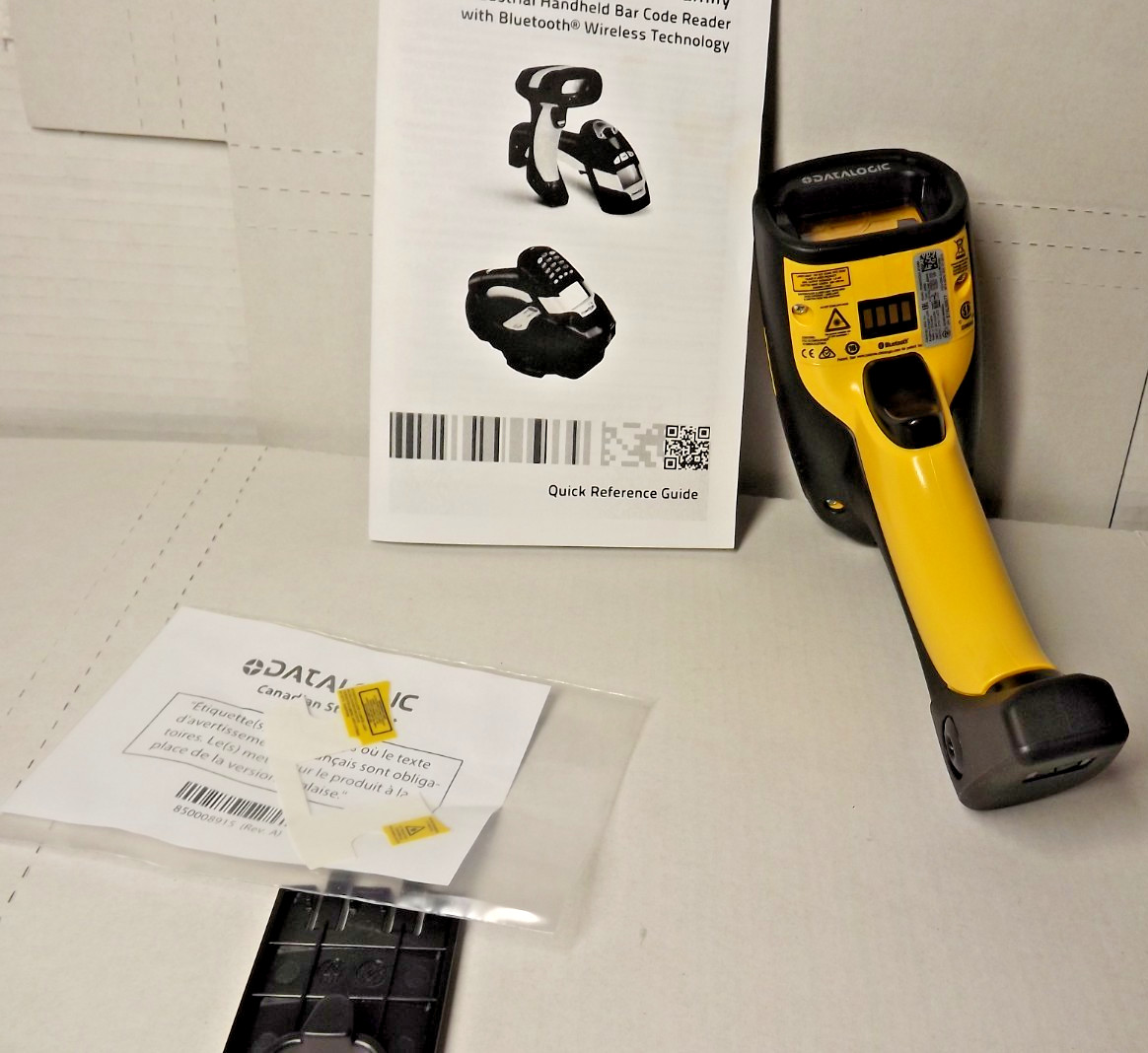 NEW Datalogic Powerscan Handheld Scanner BT8300 NEW OLD STOCK