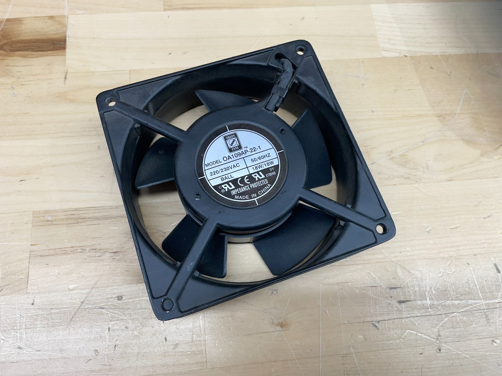 Orion Fans OA109AP-22-1TB Cooling Ball Bearing Fan 230VAC 120X38MM